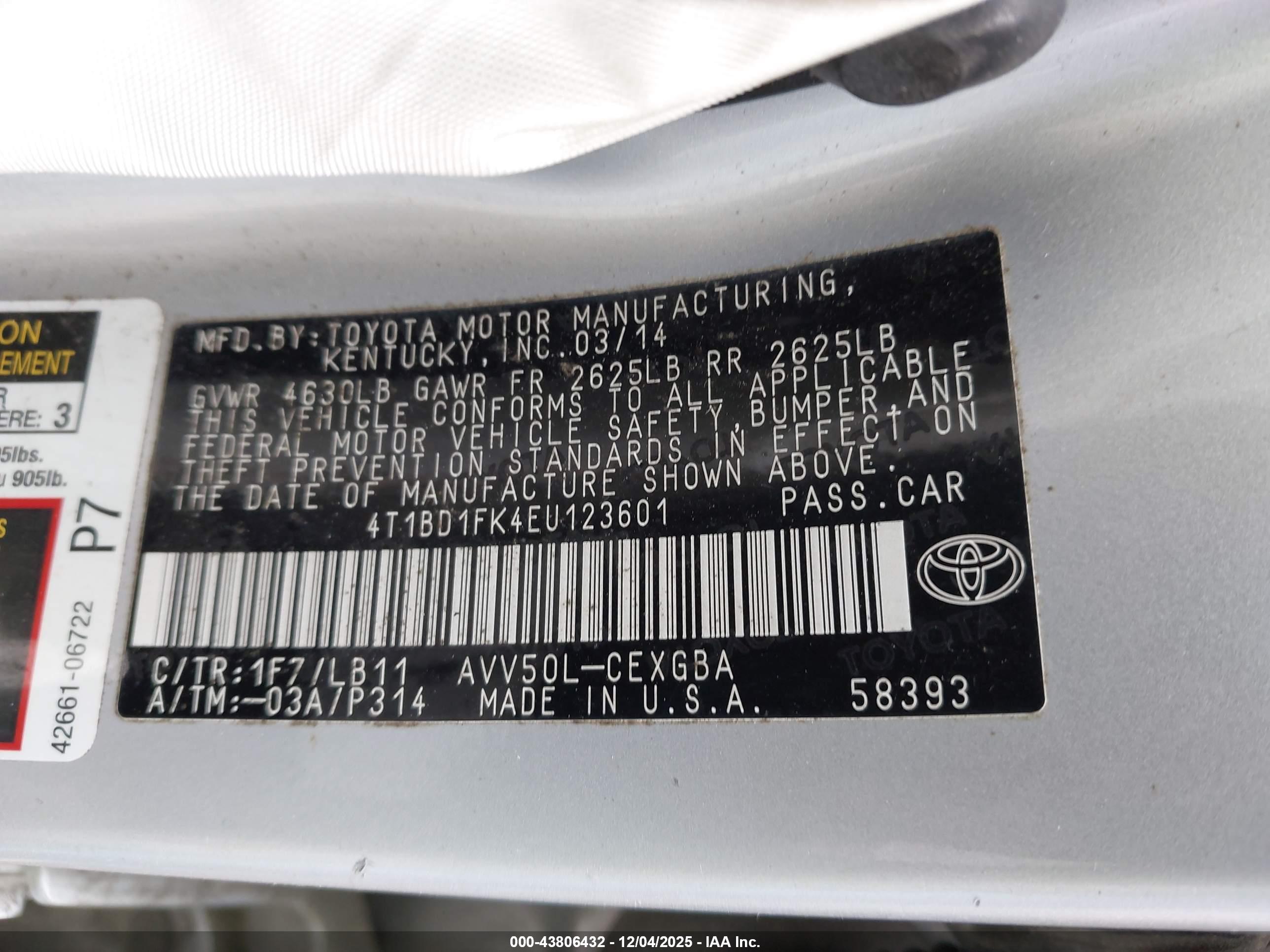 TOYOTA CAMRY image 9