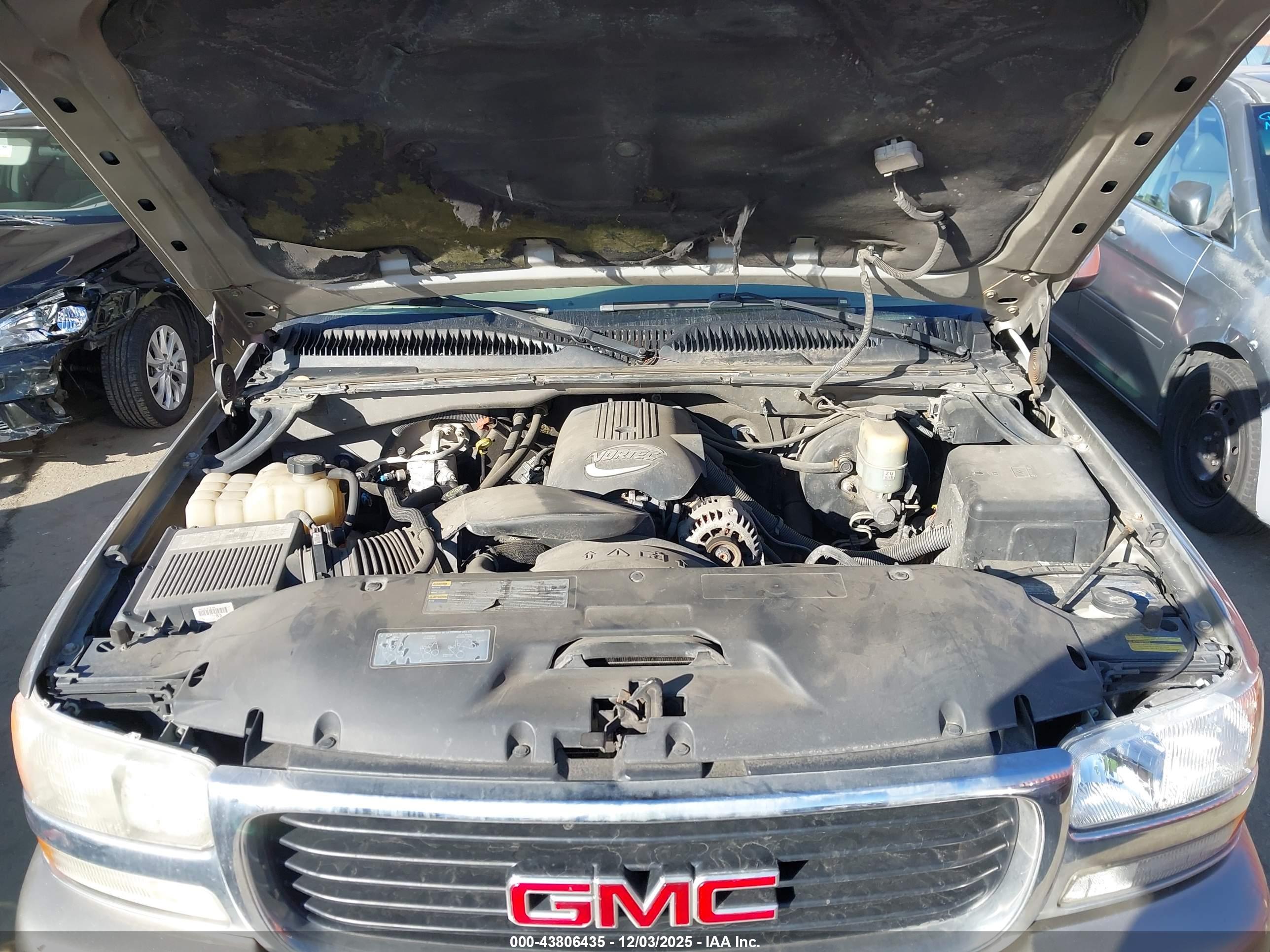 GMC SIERRA image 10