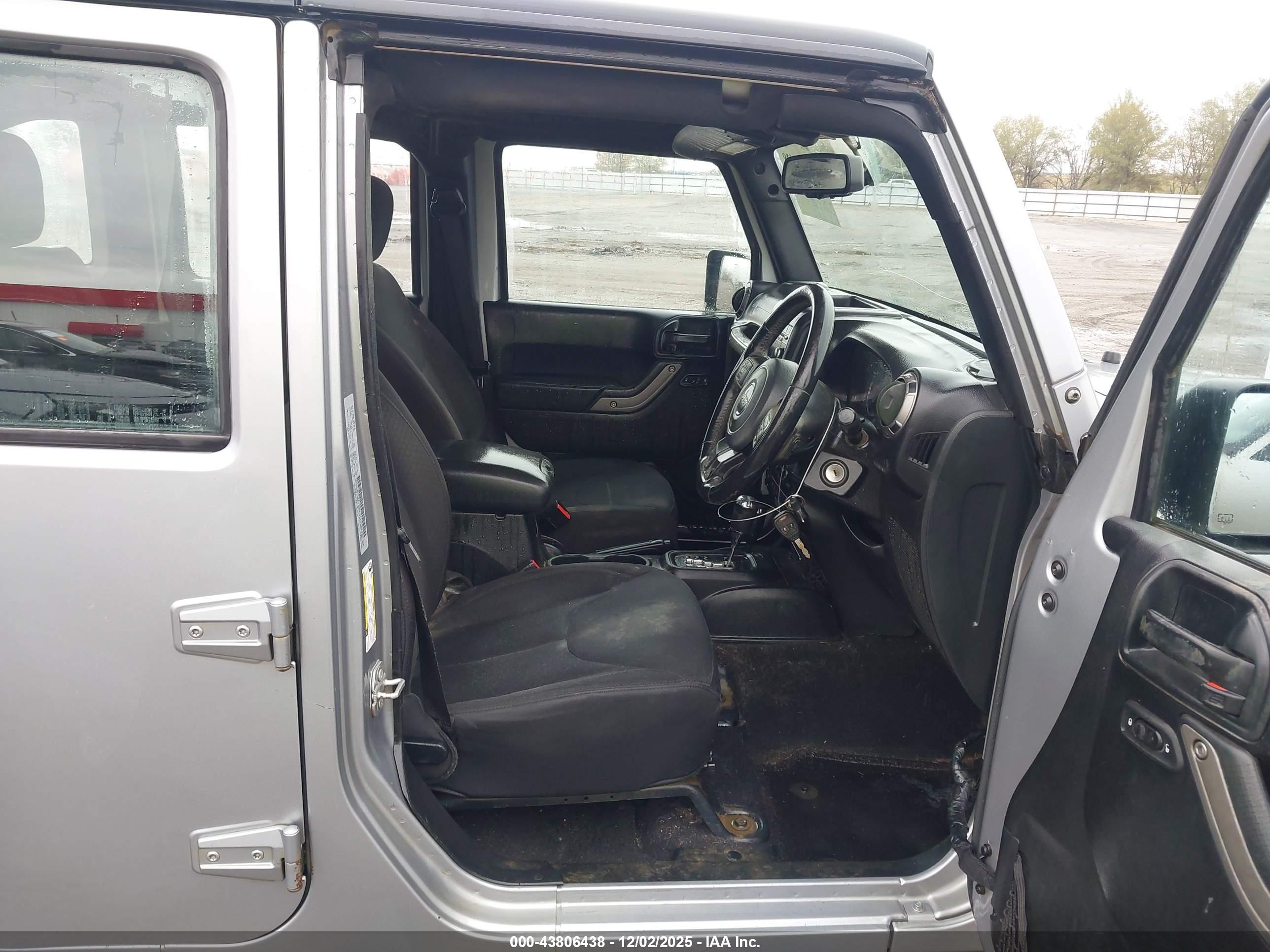 JEEP WRANGLER image 5