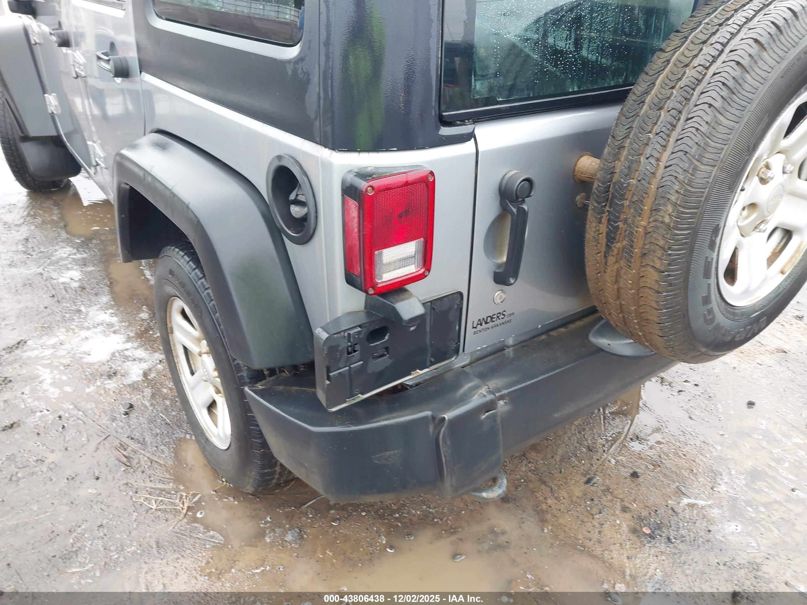 JEEP WRANGLER image 6