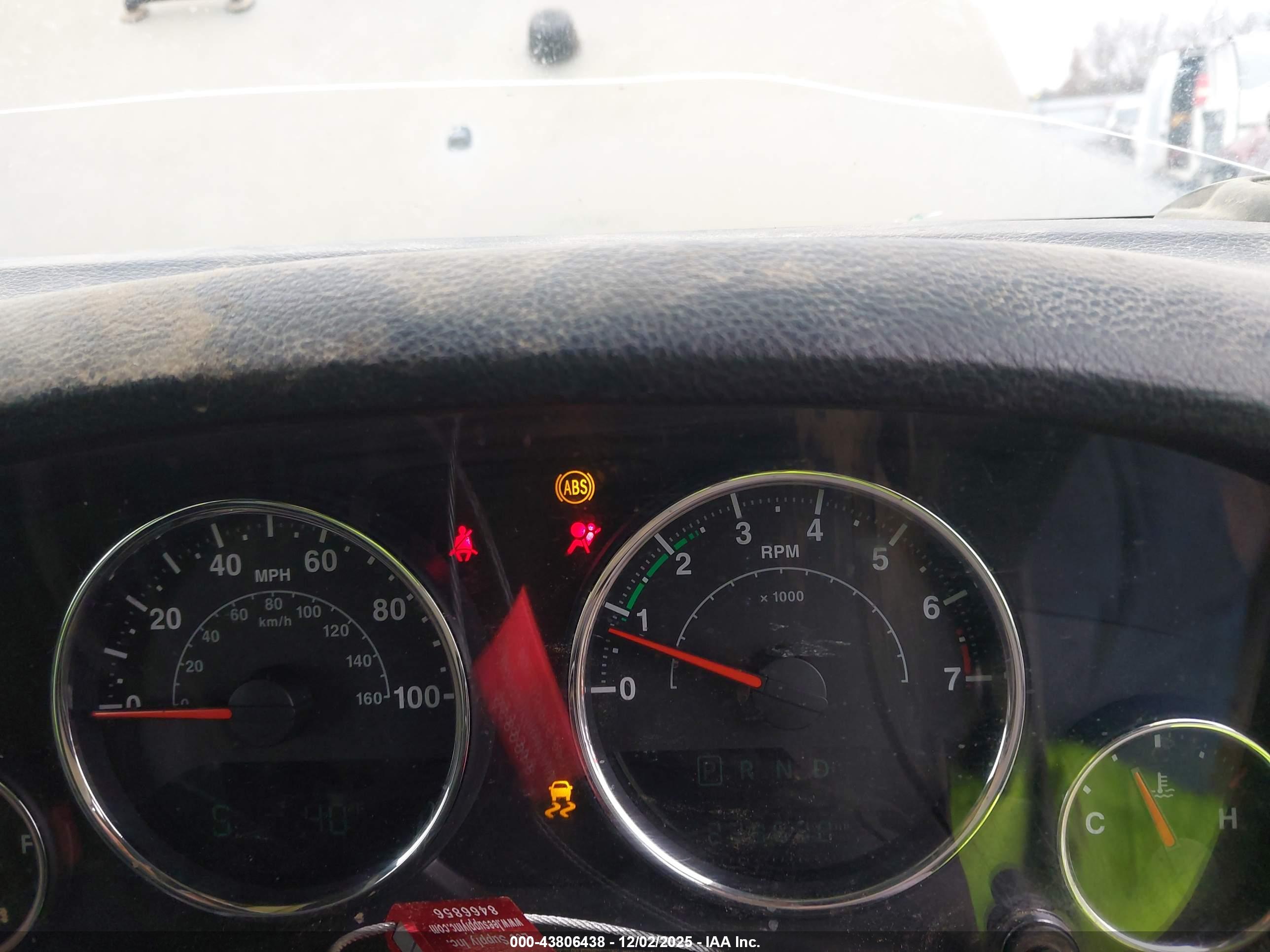 JEEP WRANGLER image 7