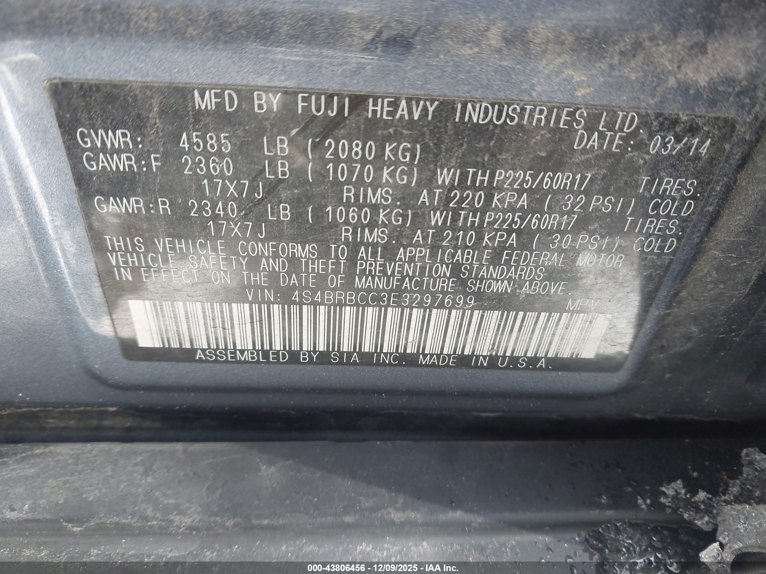 SUBARU OUTBACK image 9