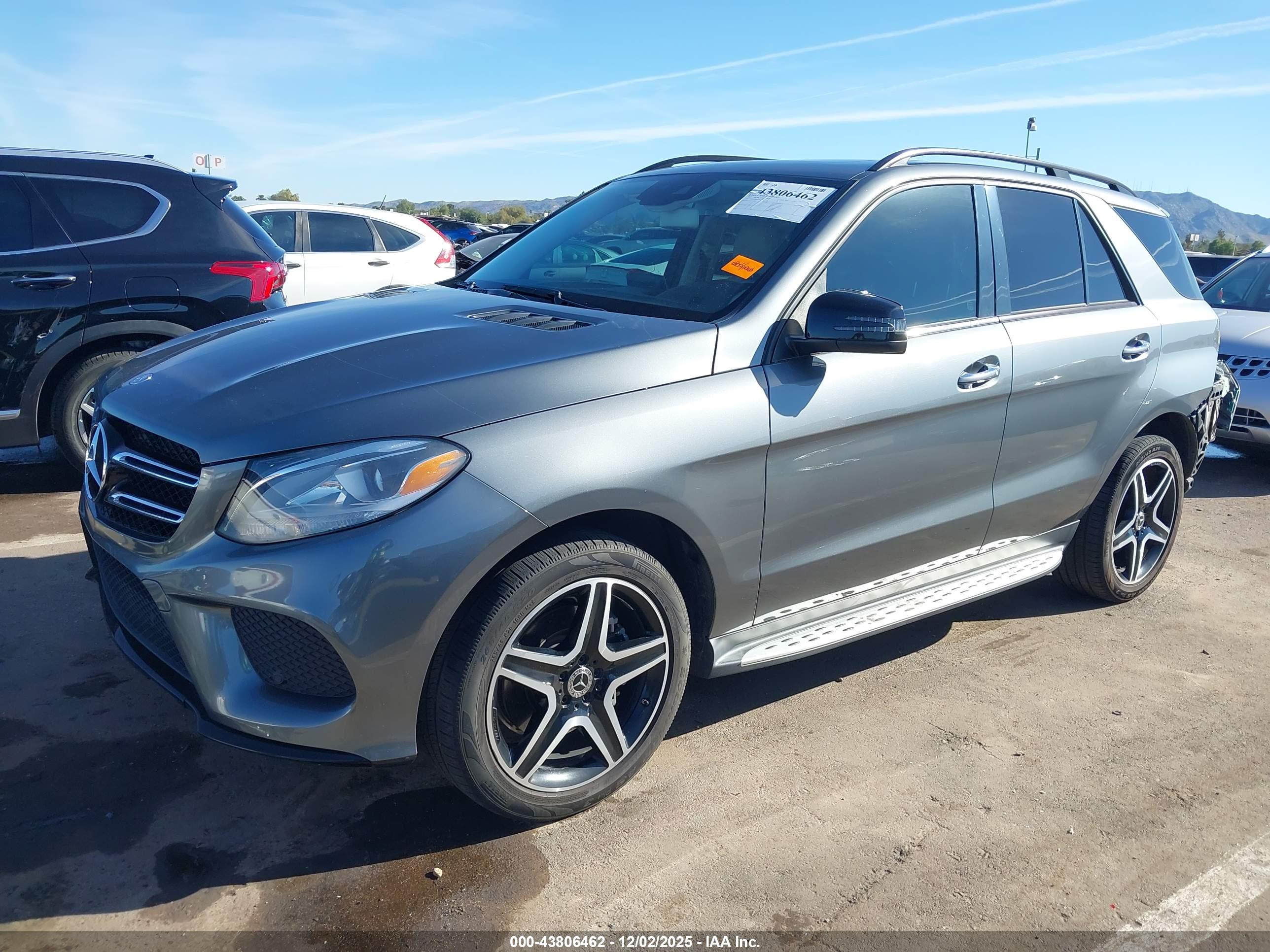 MERCEDES-BENZ GLE image 2