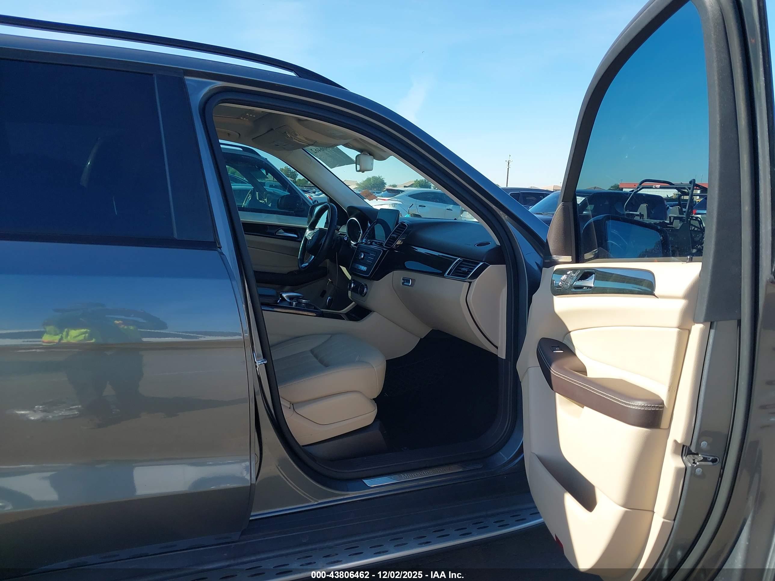 MERCEDES-BENZ GLE image 5
