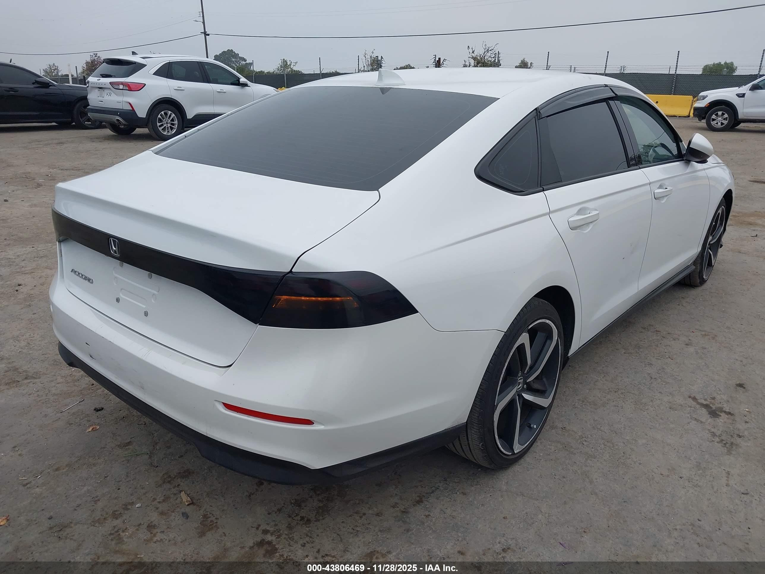 HONDA ACCORD image 4