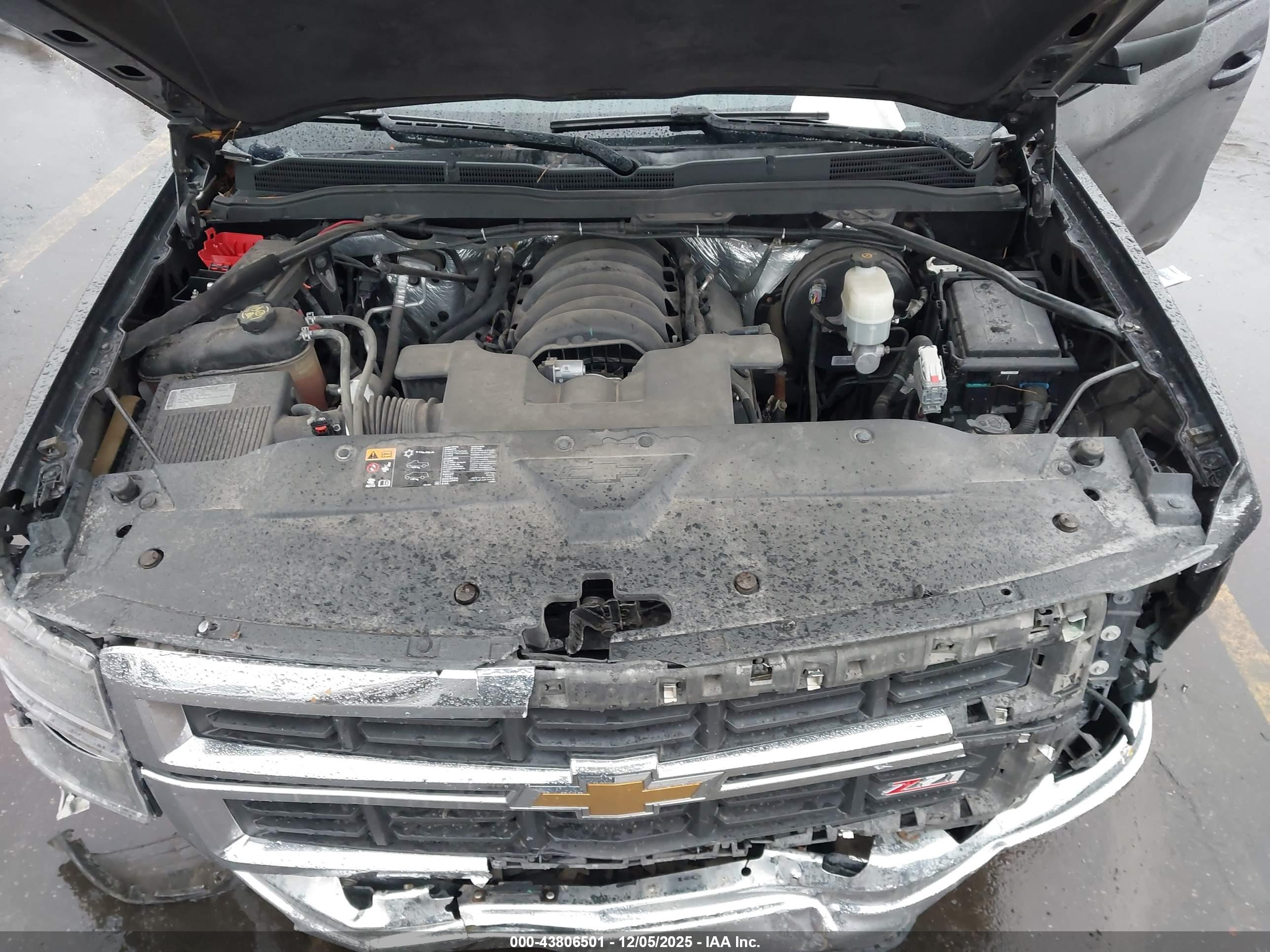 CHEVROLET SILVERADO image 10