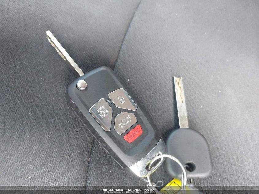 CHEVROLET CRUZE image 11