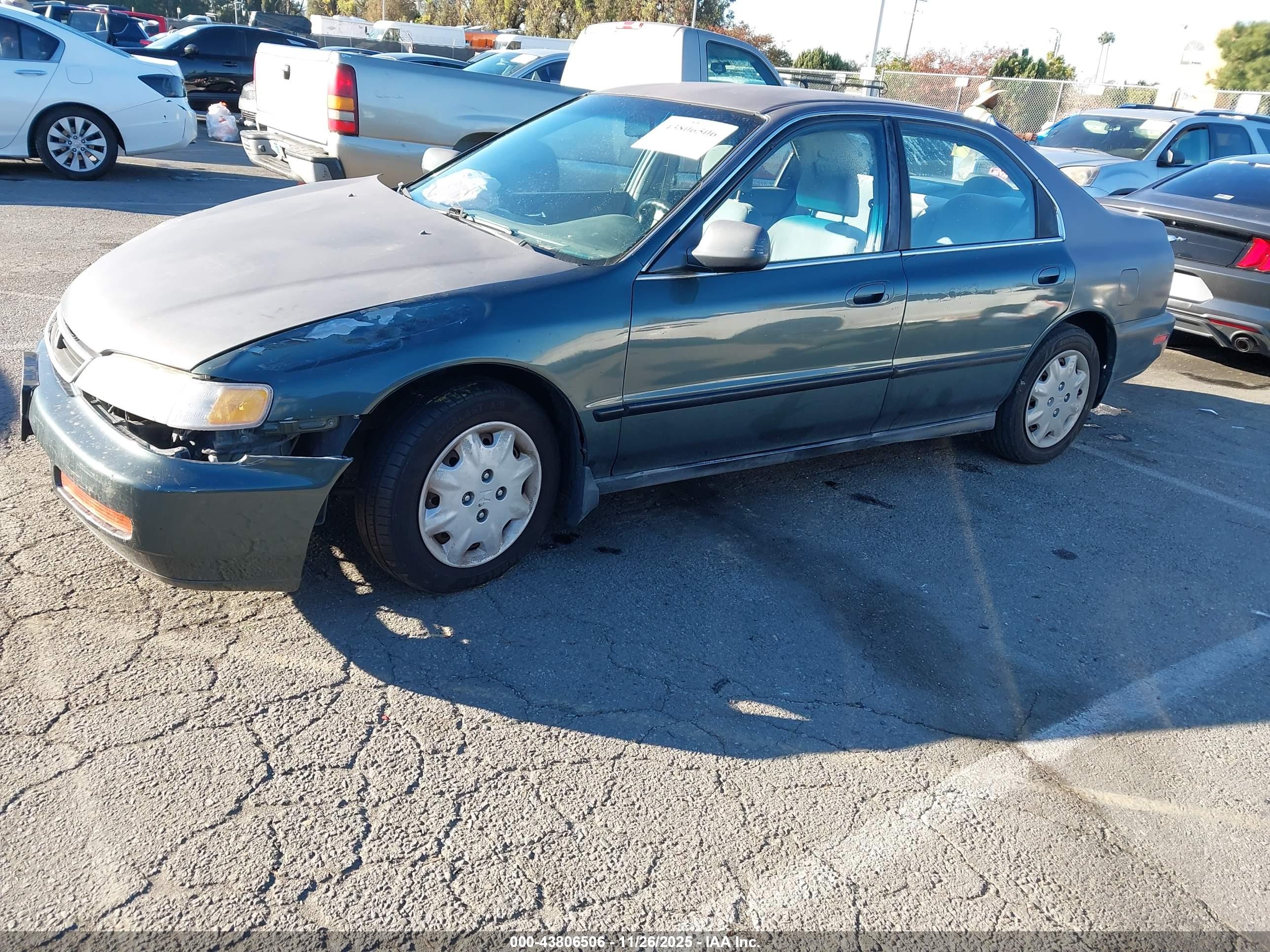 HONDA ACCORD image 2