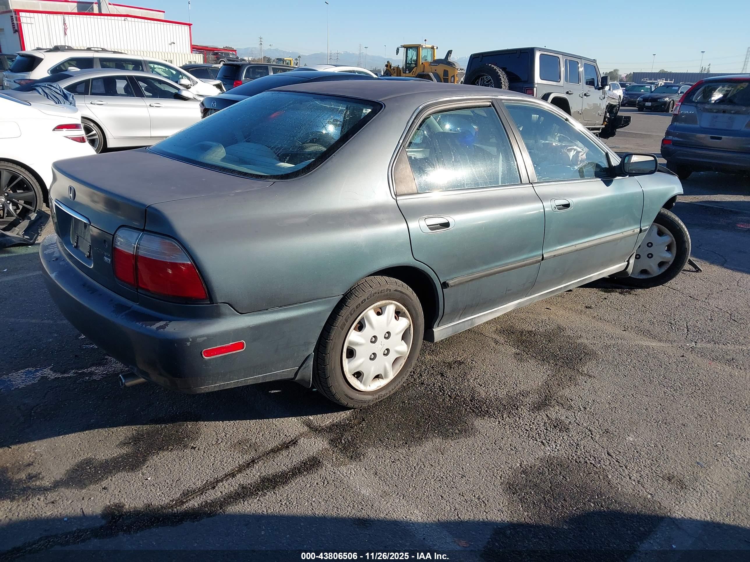 HONDA ACCORD image 4