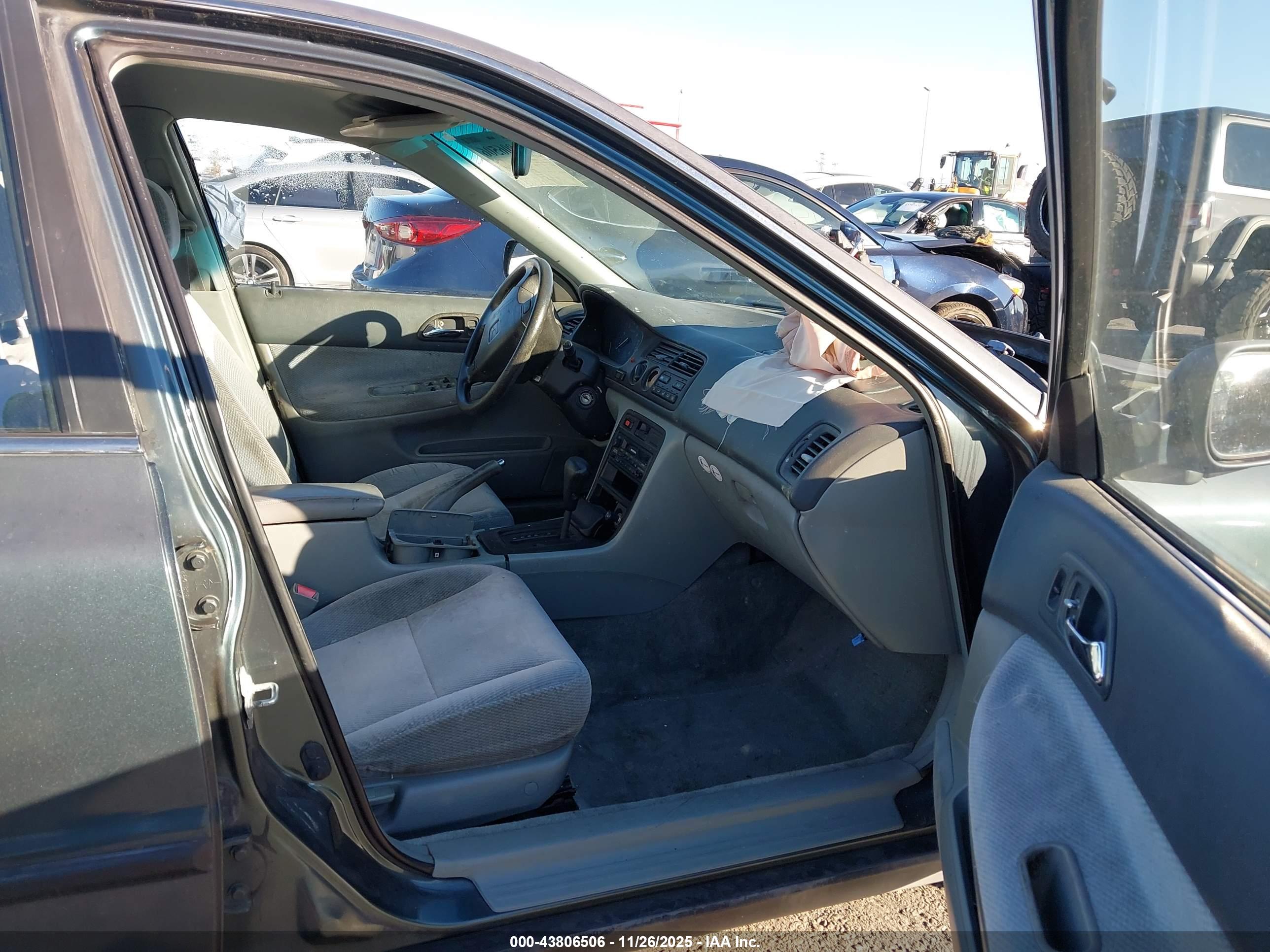 HONDA ACCORD image 5