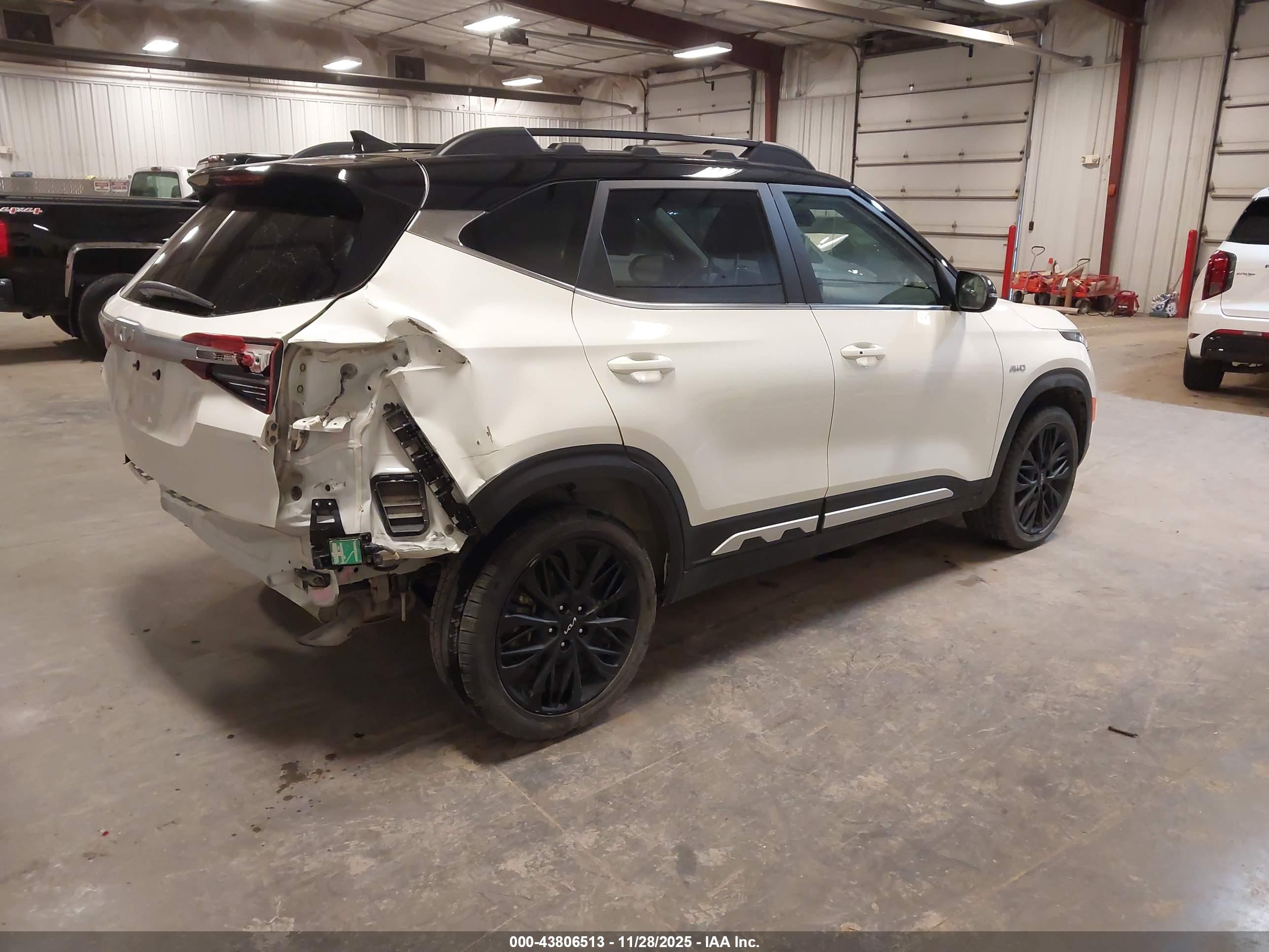 KIA SELTOS image 4