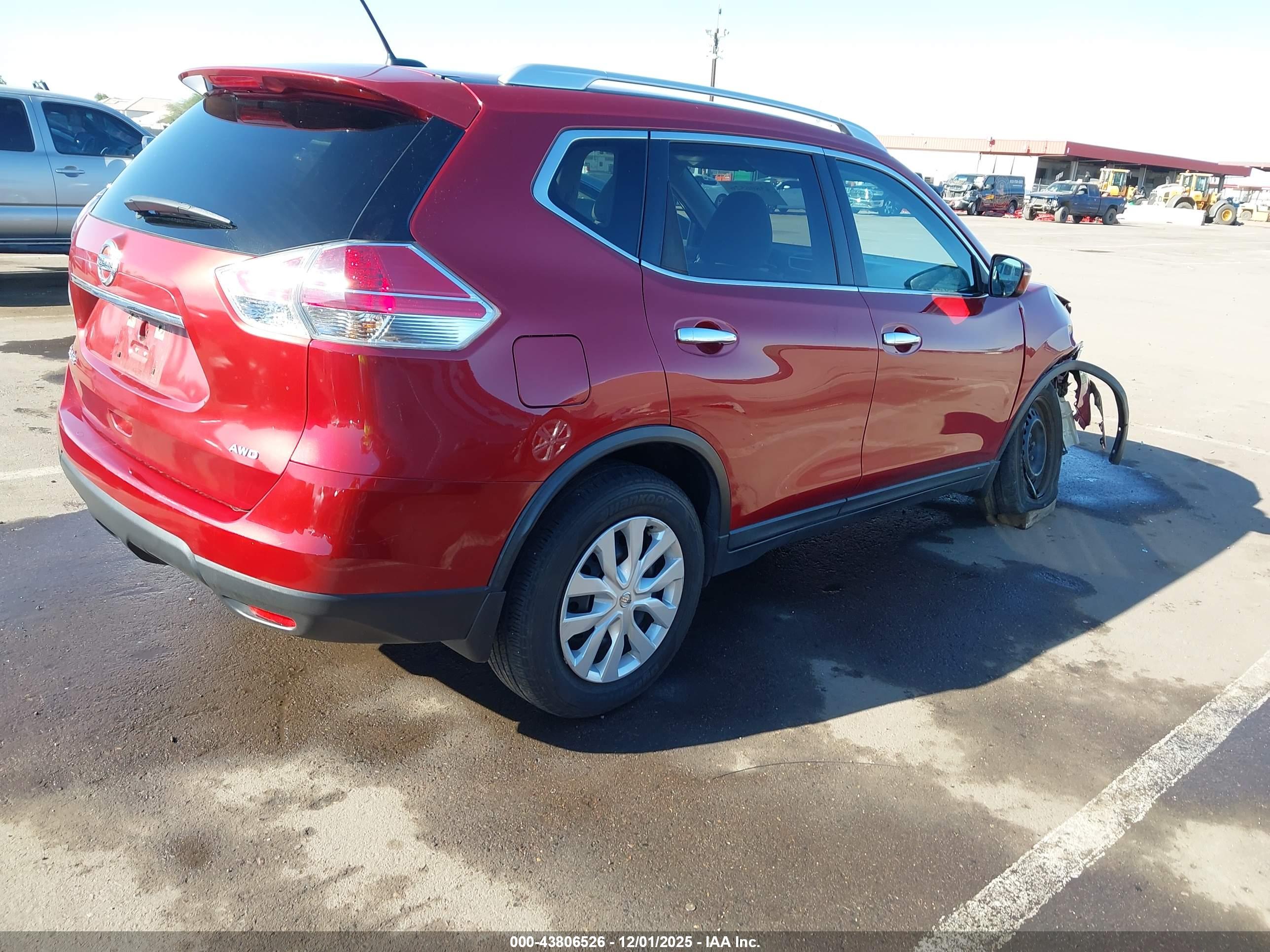 NISSAN ROGUE image 4
