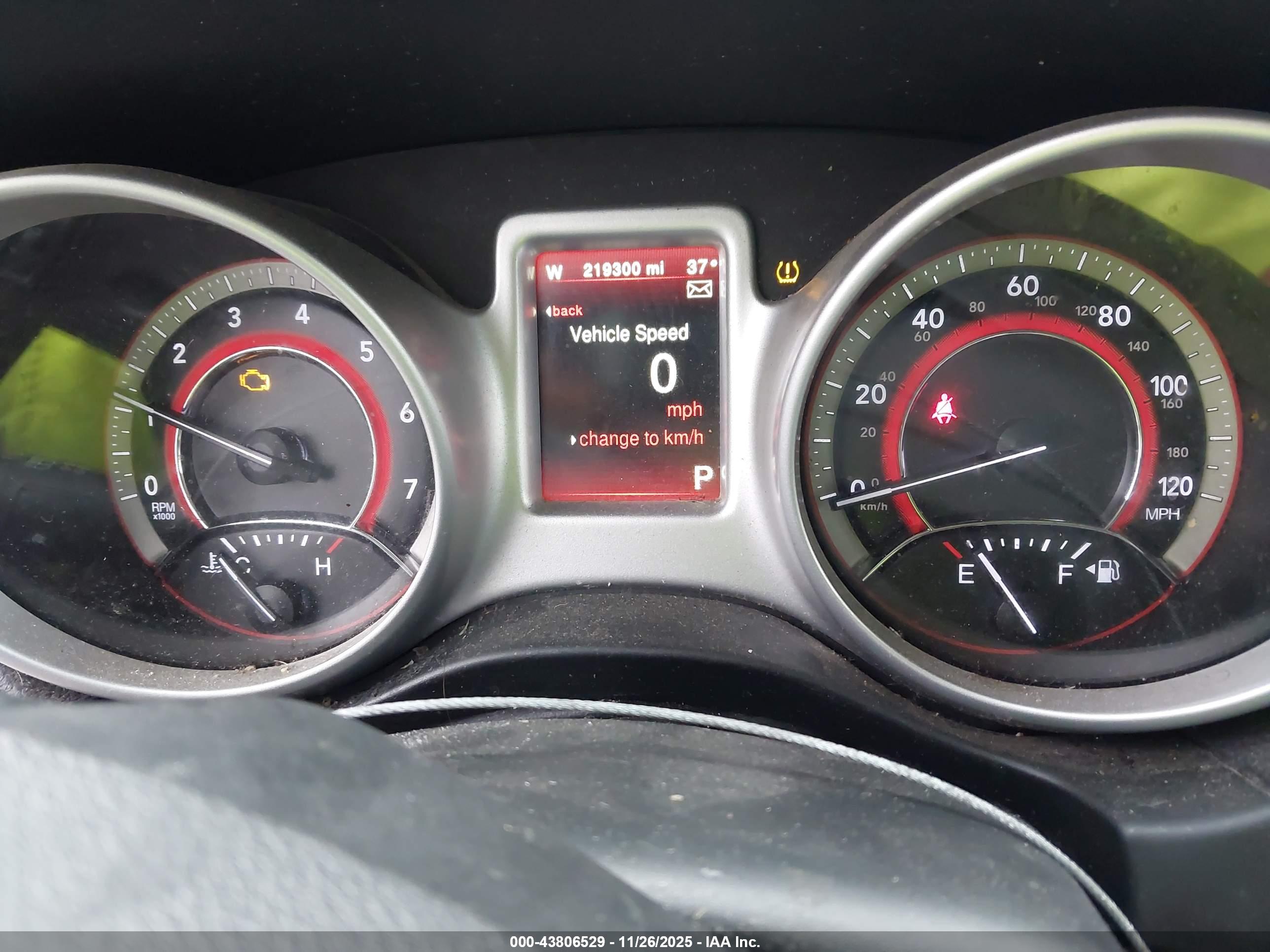 DODGE JOURNEY image 7