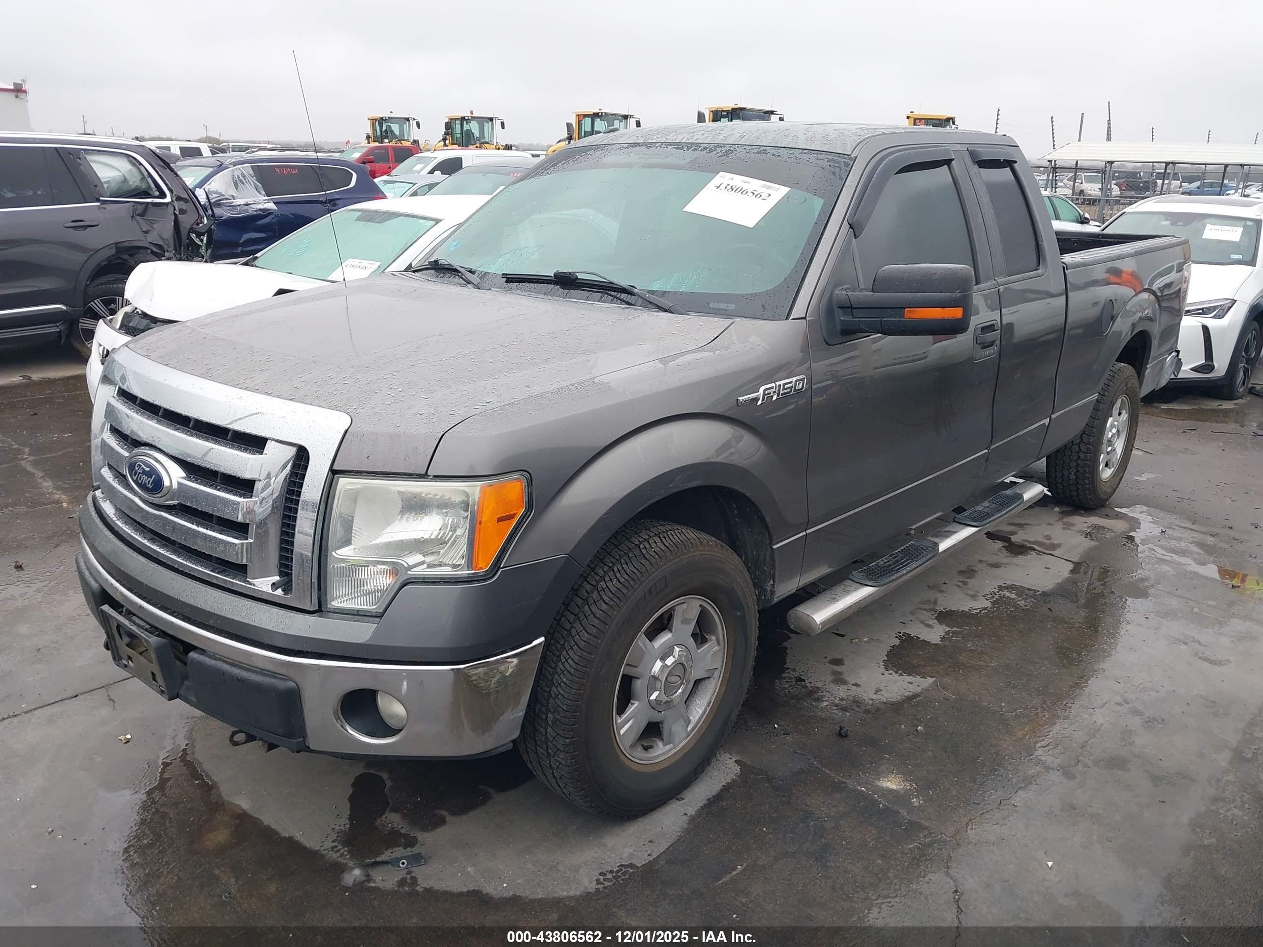 FORD F-150 image 2