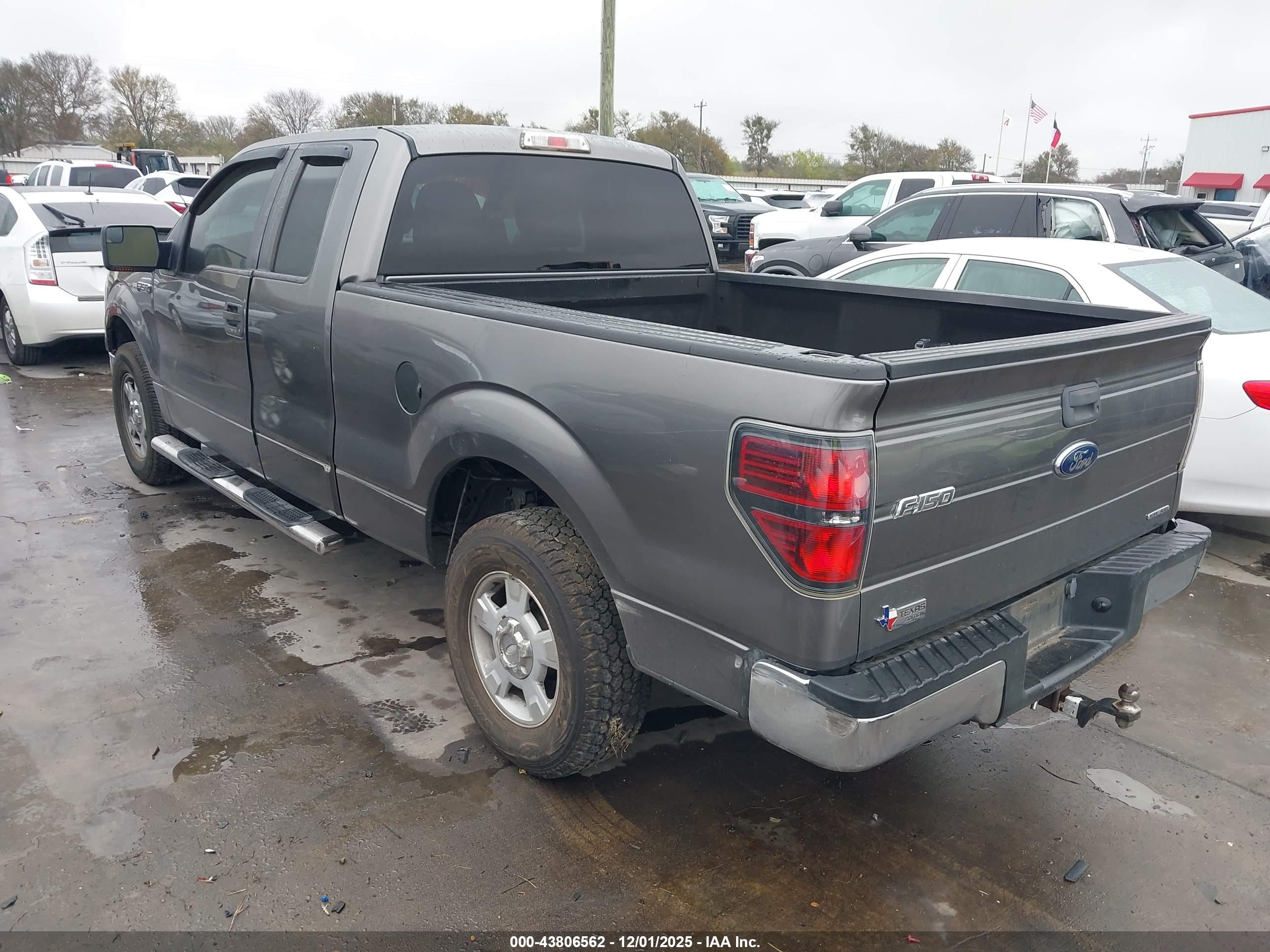 FORD F-150 image 3