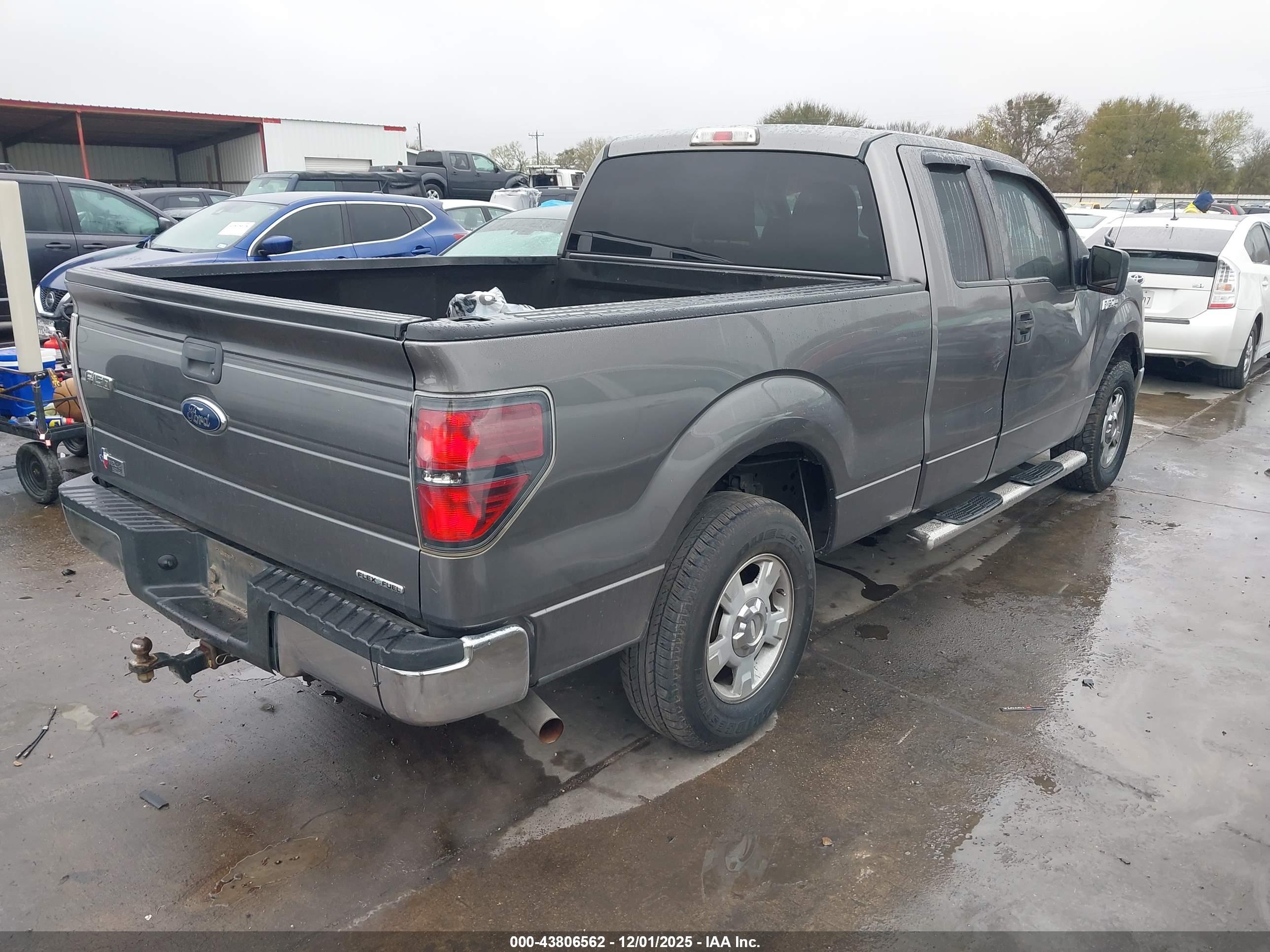 FORD F-150 image 4