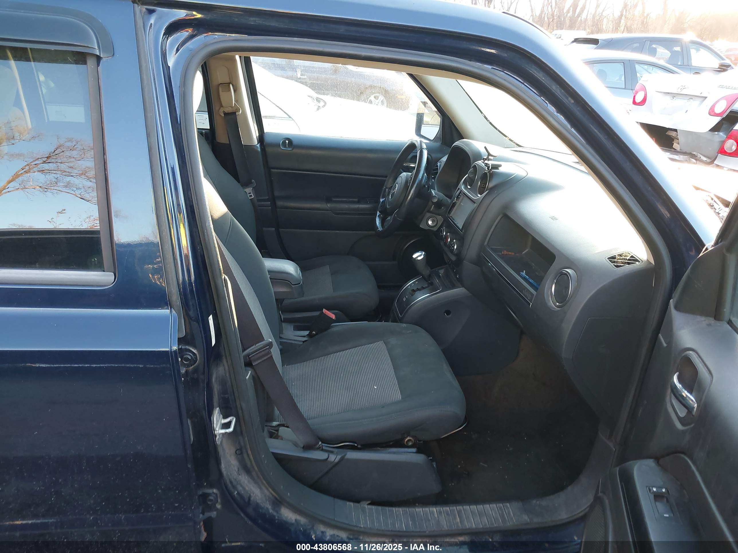 JEEP PATRIOT image 5