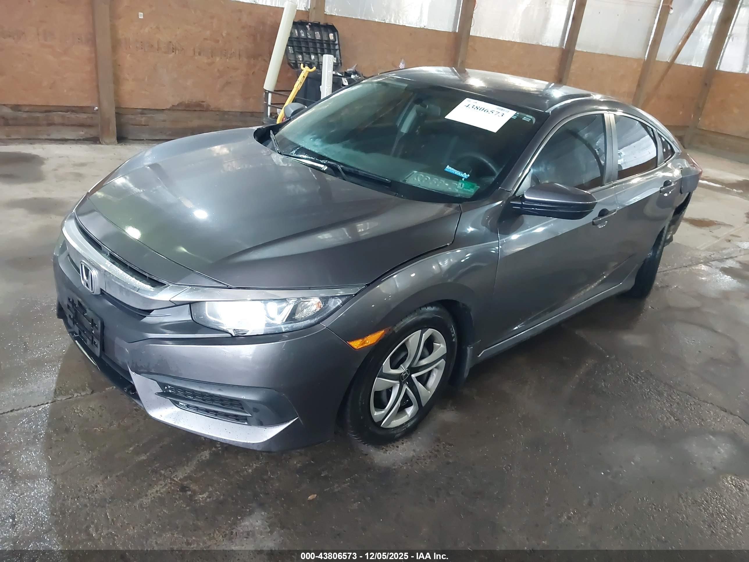 HONDA CIVIC image 2