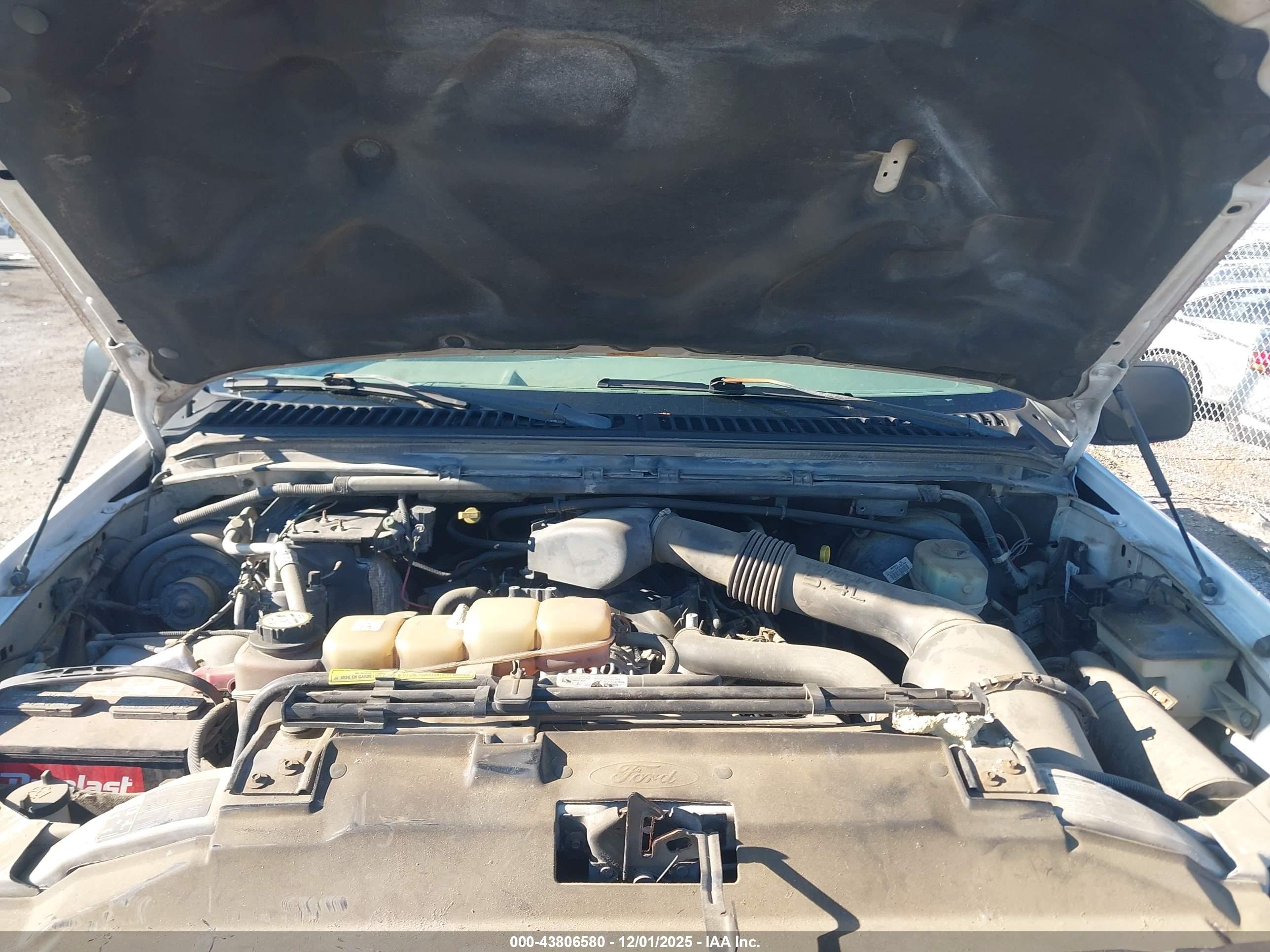 FORD F-250 image 10