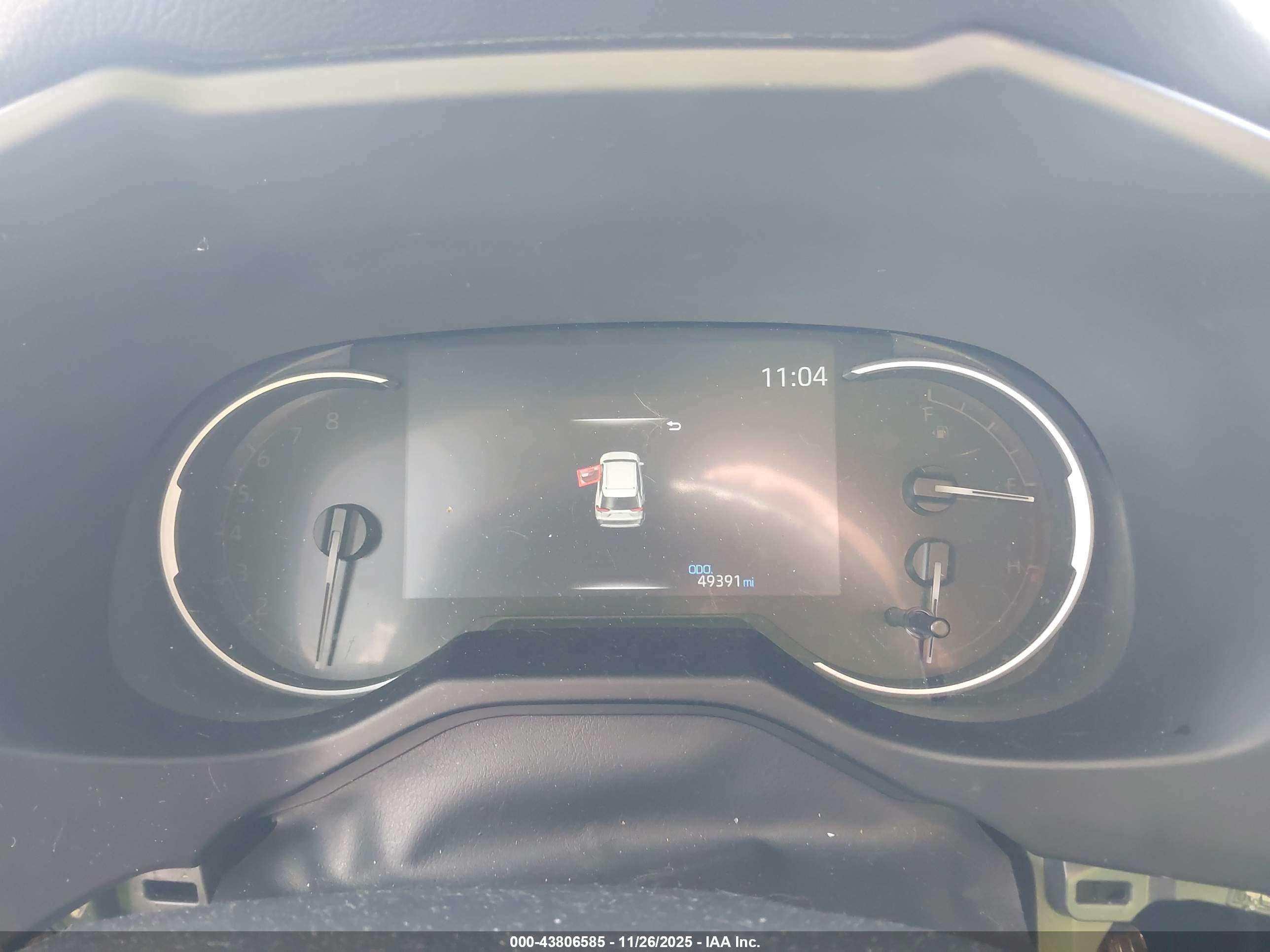 TOYOTA RAV4 image 7