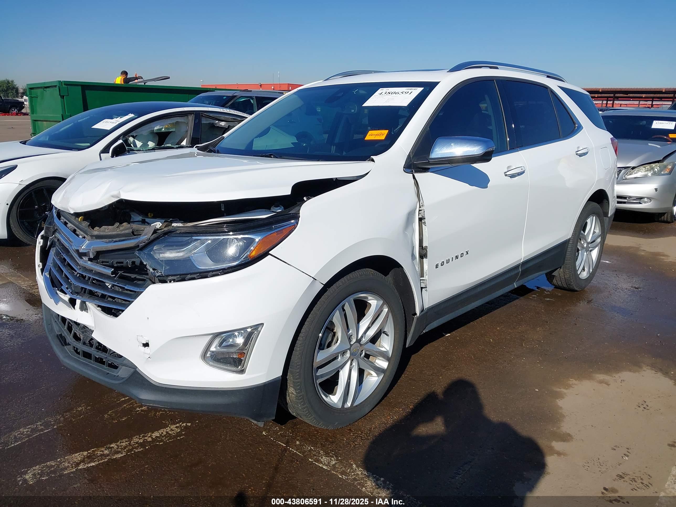CHEVROLET EQUINOX image 2
