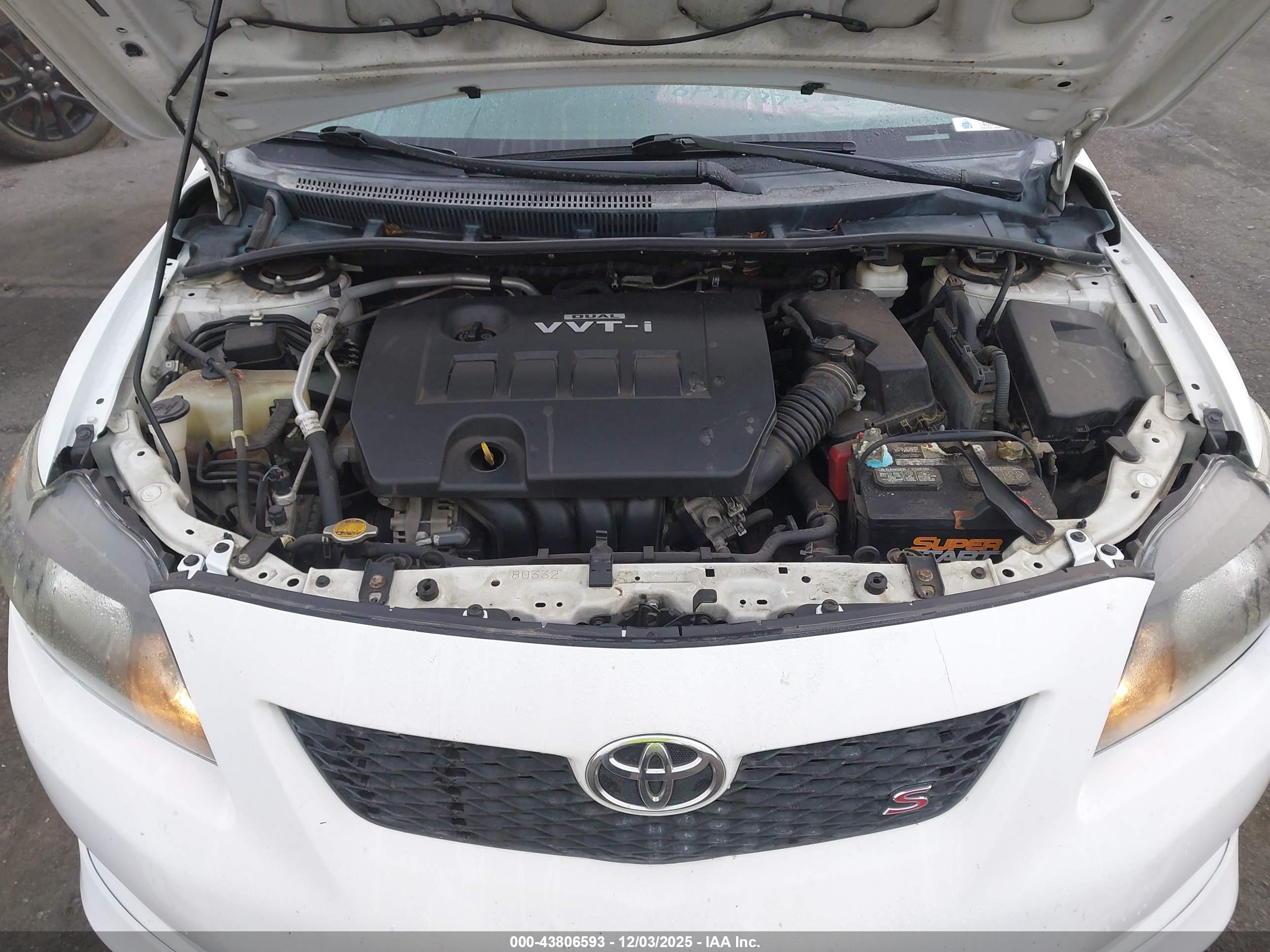 TOYOTA COROLLA image 10