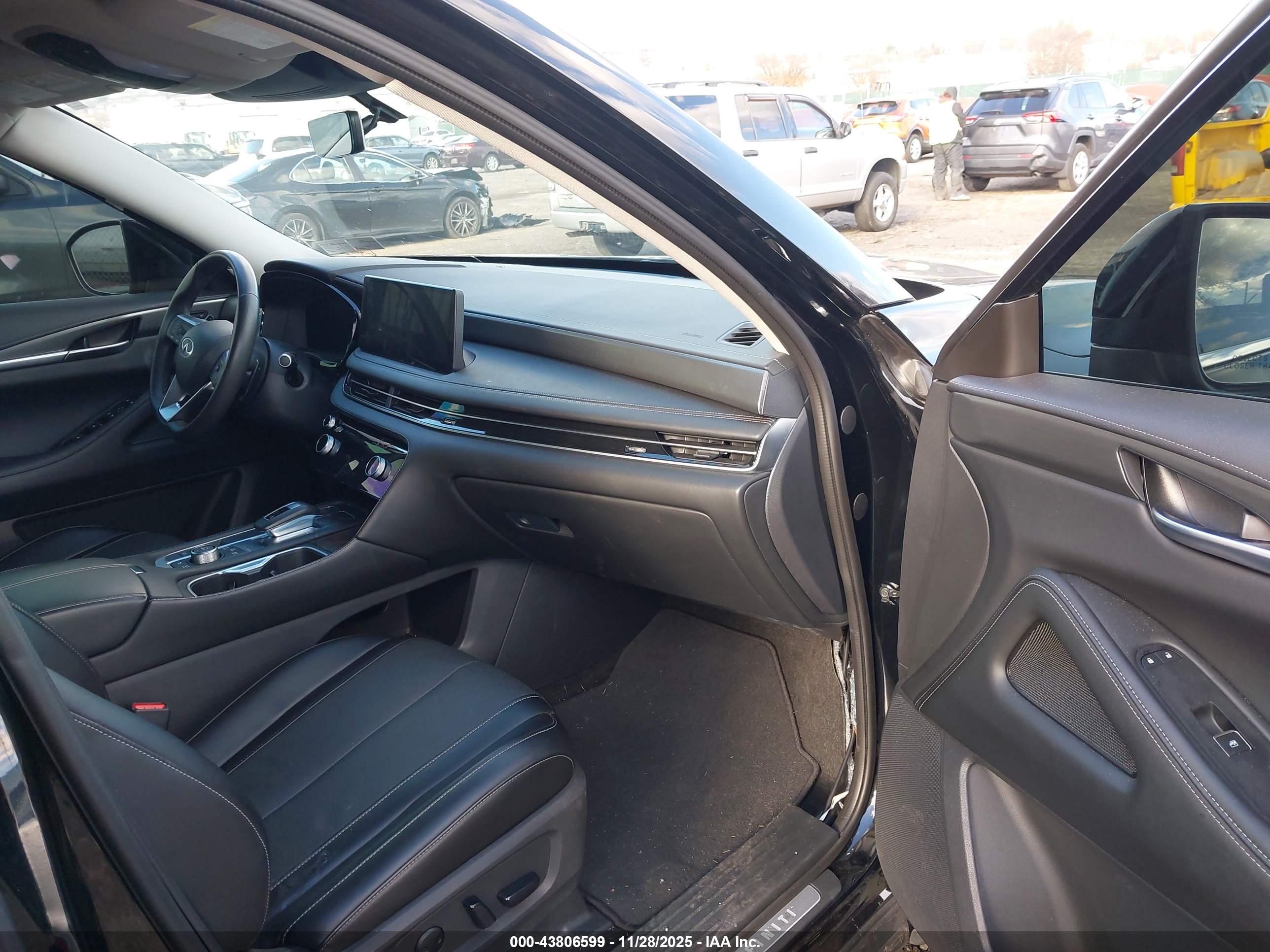 INFINITI QX60 image 5