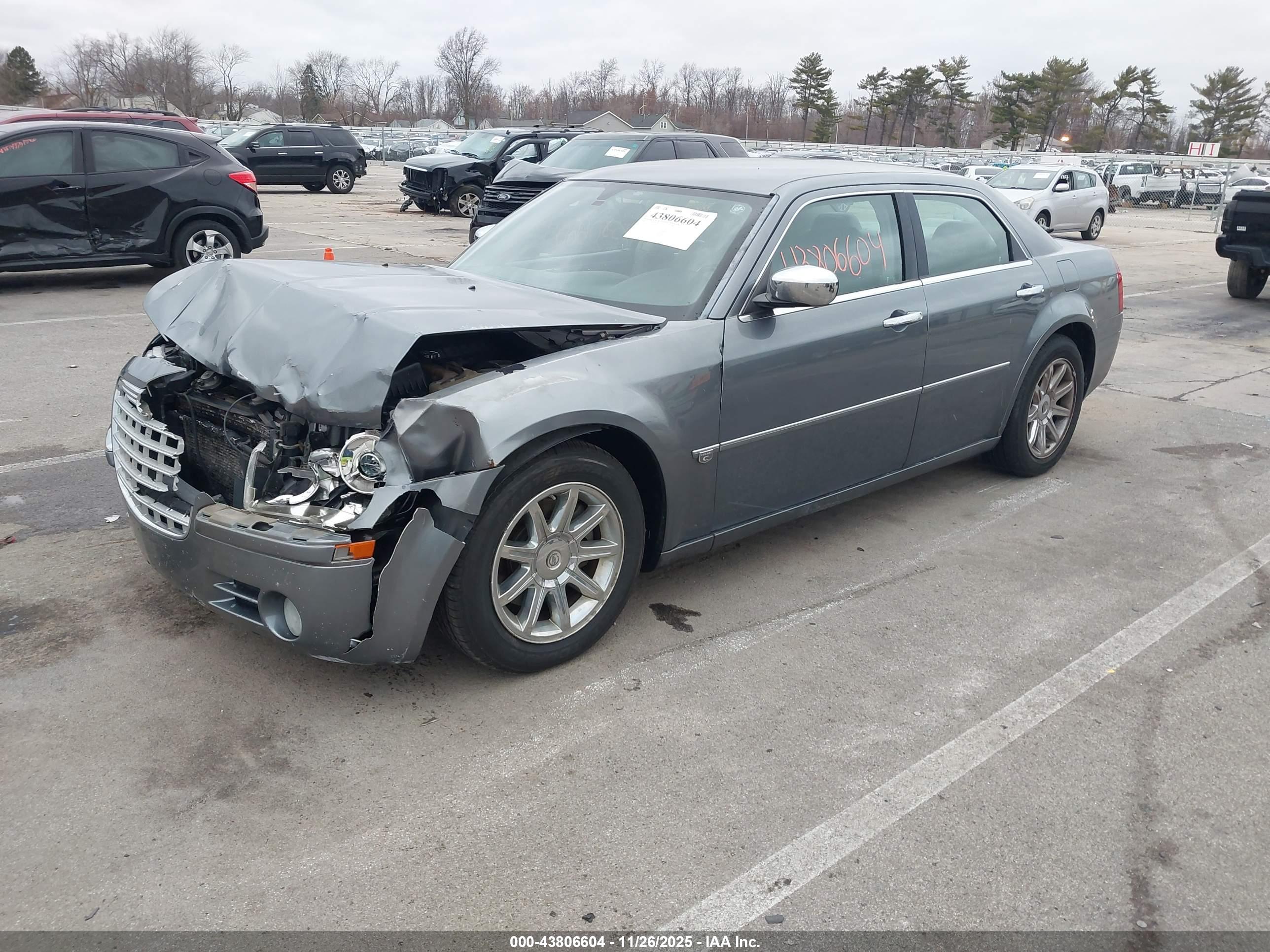 CHRYSLER 300C image 2