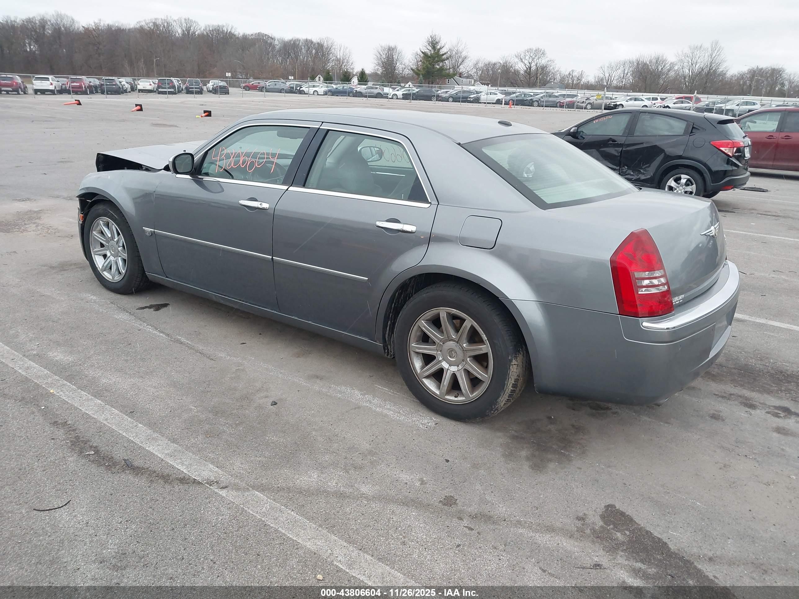 CHRYSLER 300C image 3