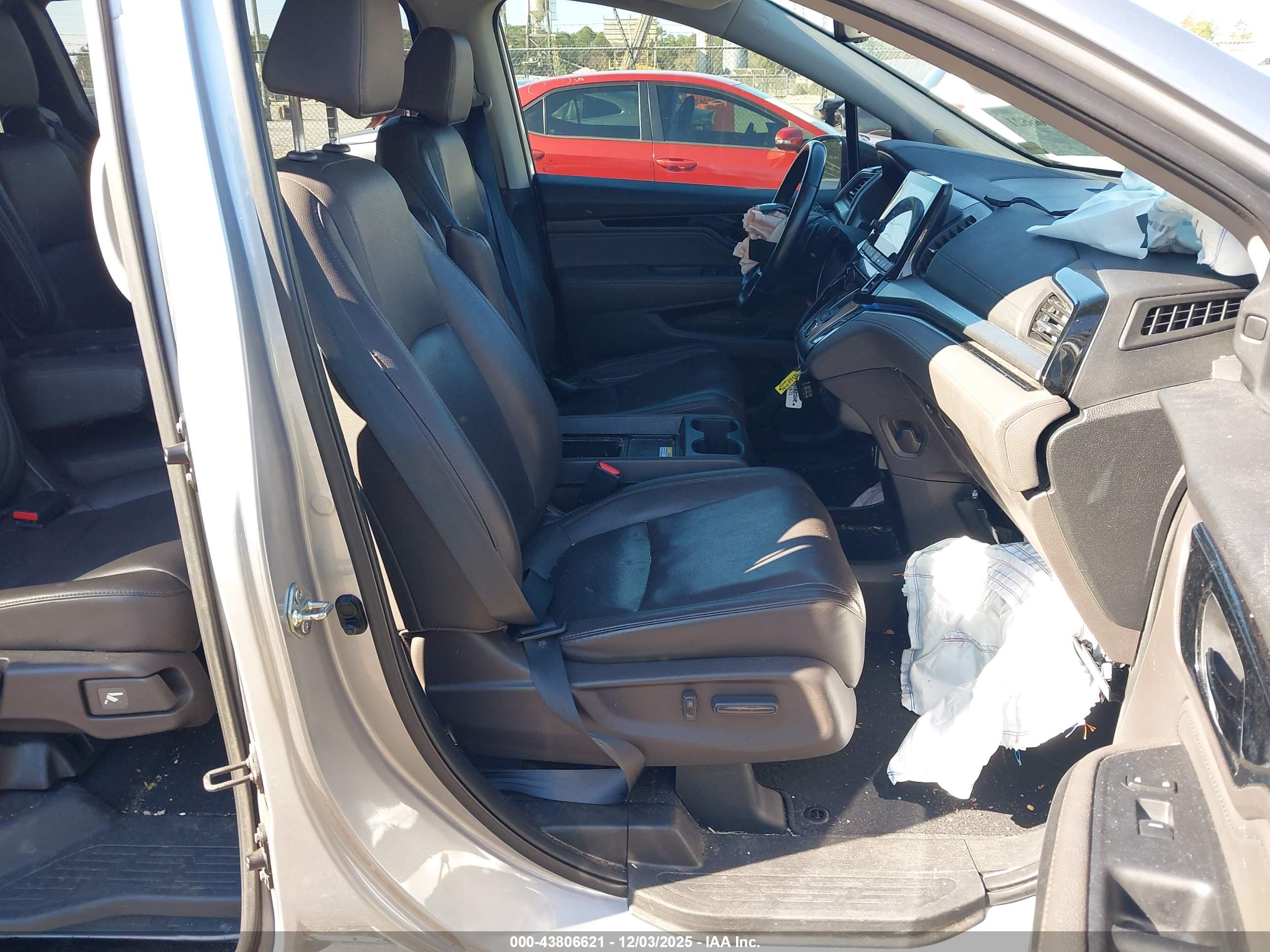 HONDA ODYSSEY image 5