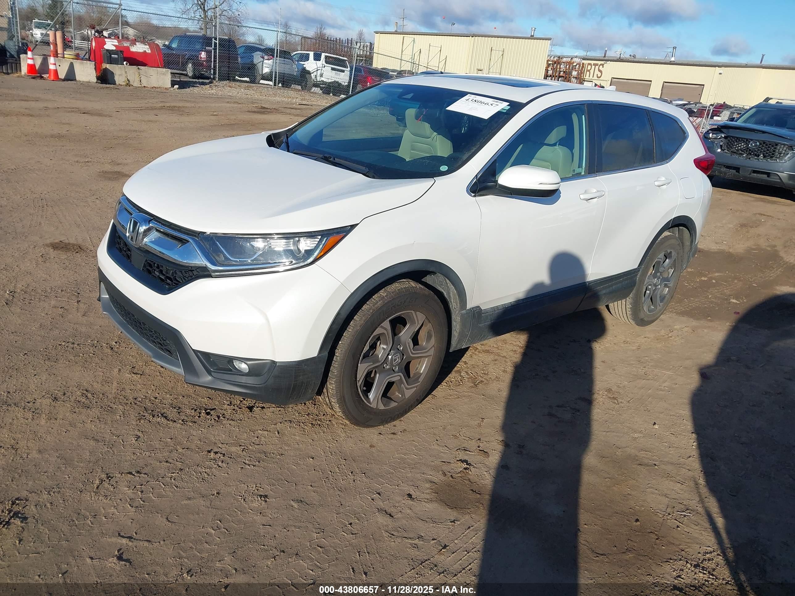 HONDA CR-V image 2
