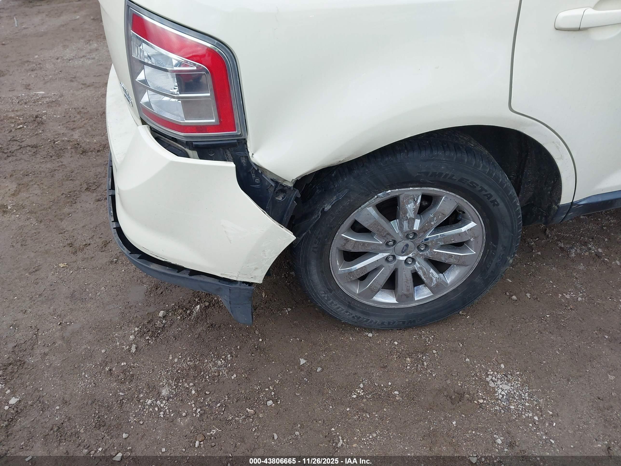 FORD EDGE image 6