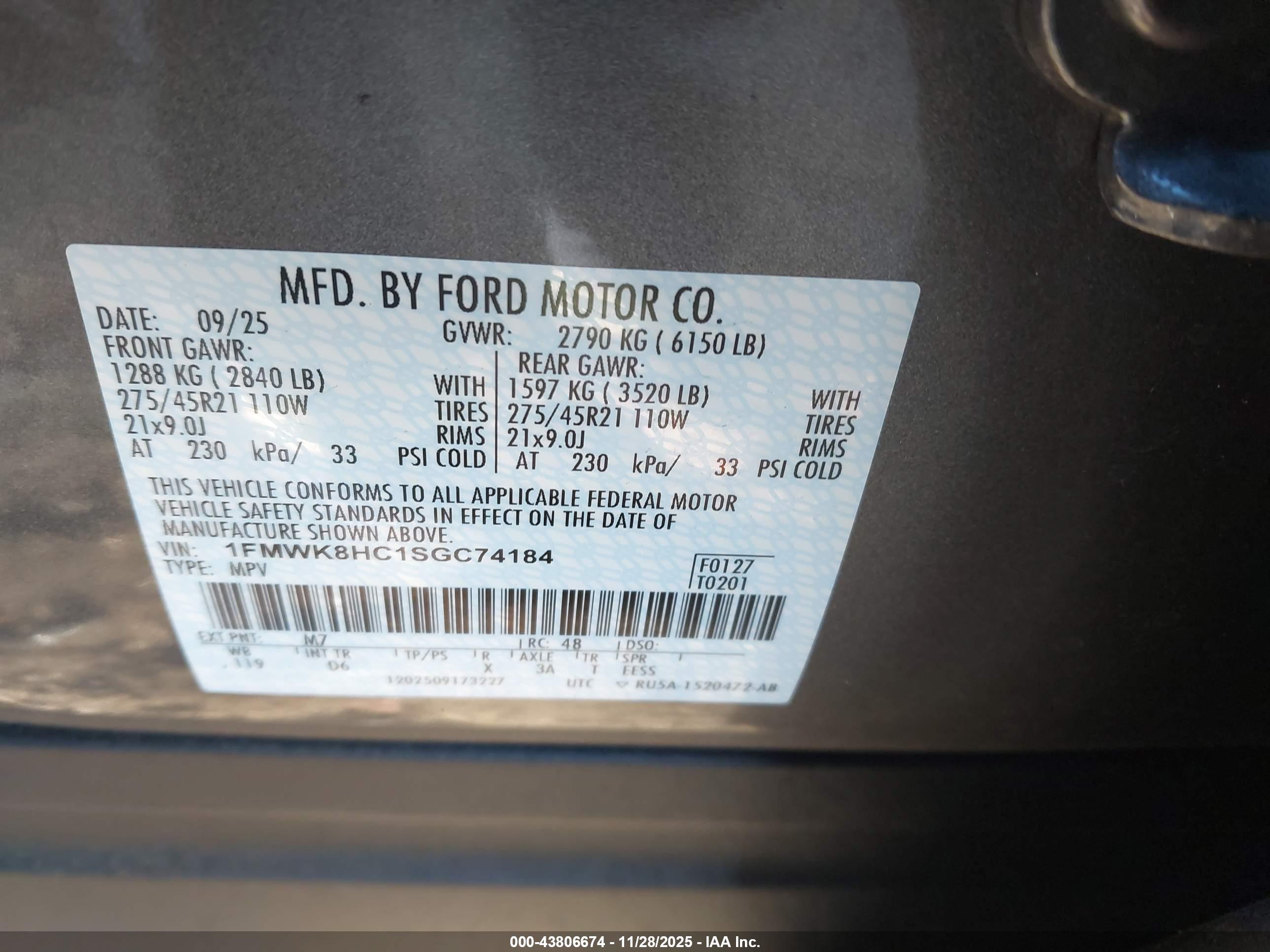 FORD EXPLORER image 9