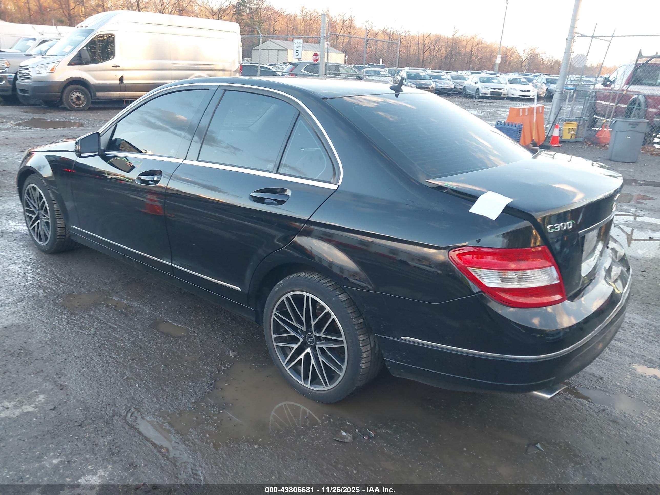 MERCEDES-BENZ C image 3