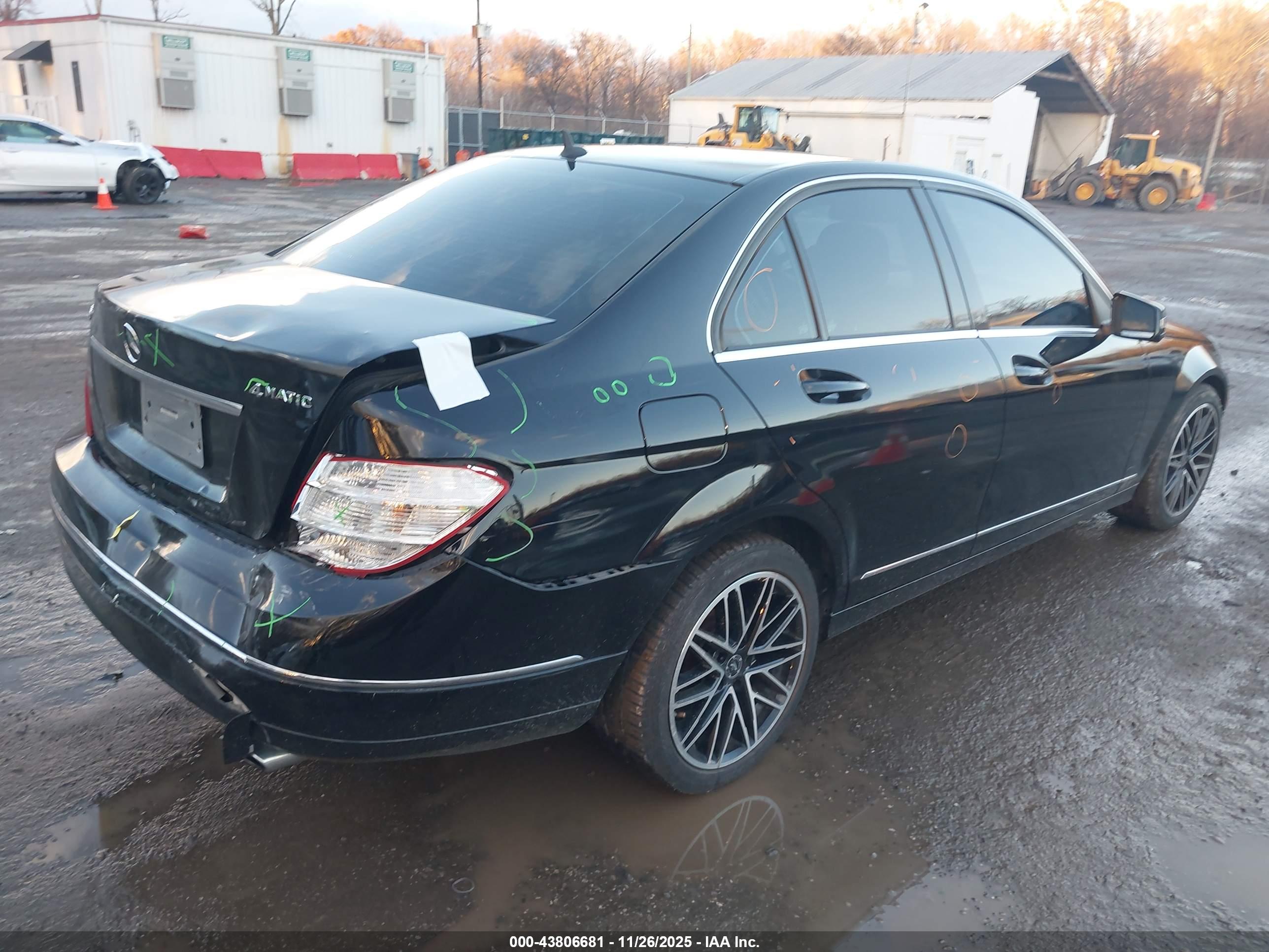 MERCEDES-BENZ C image 4