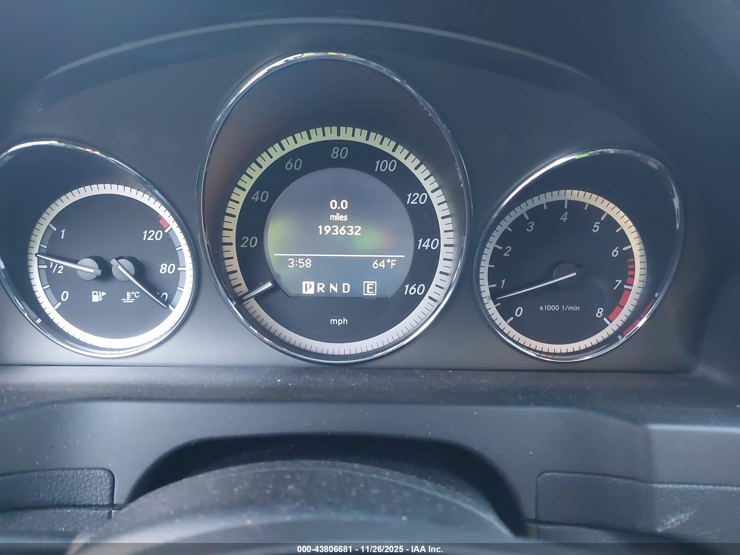 MERCEDES-BENZ C image 7