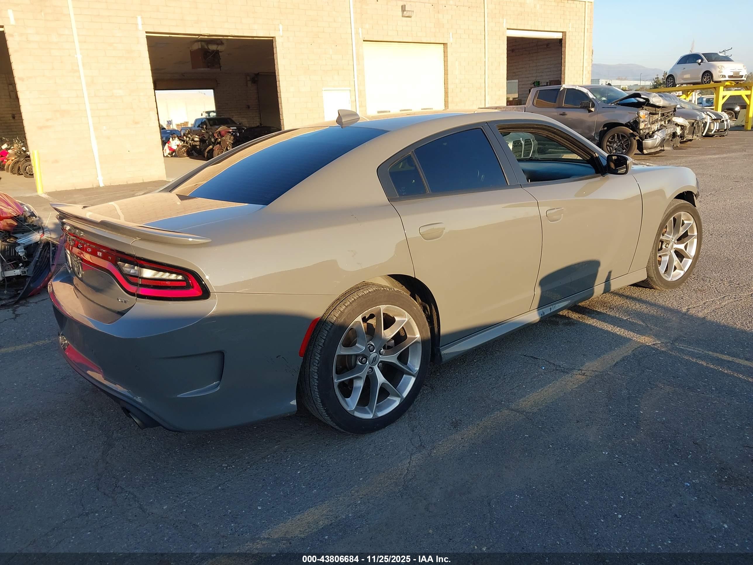 DODGE CHARGER image 4