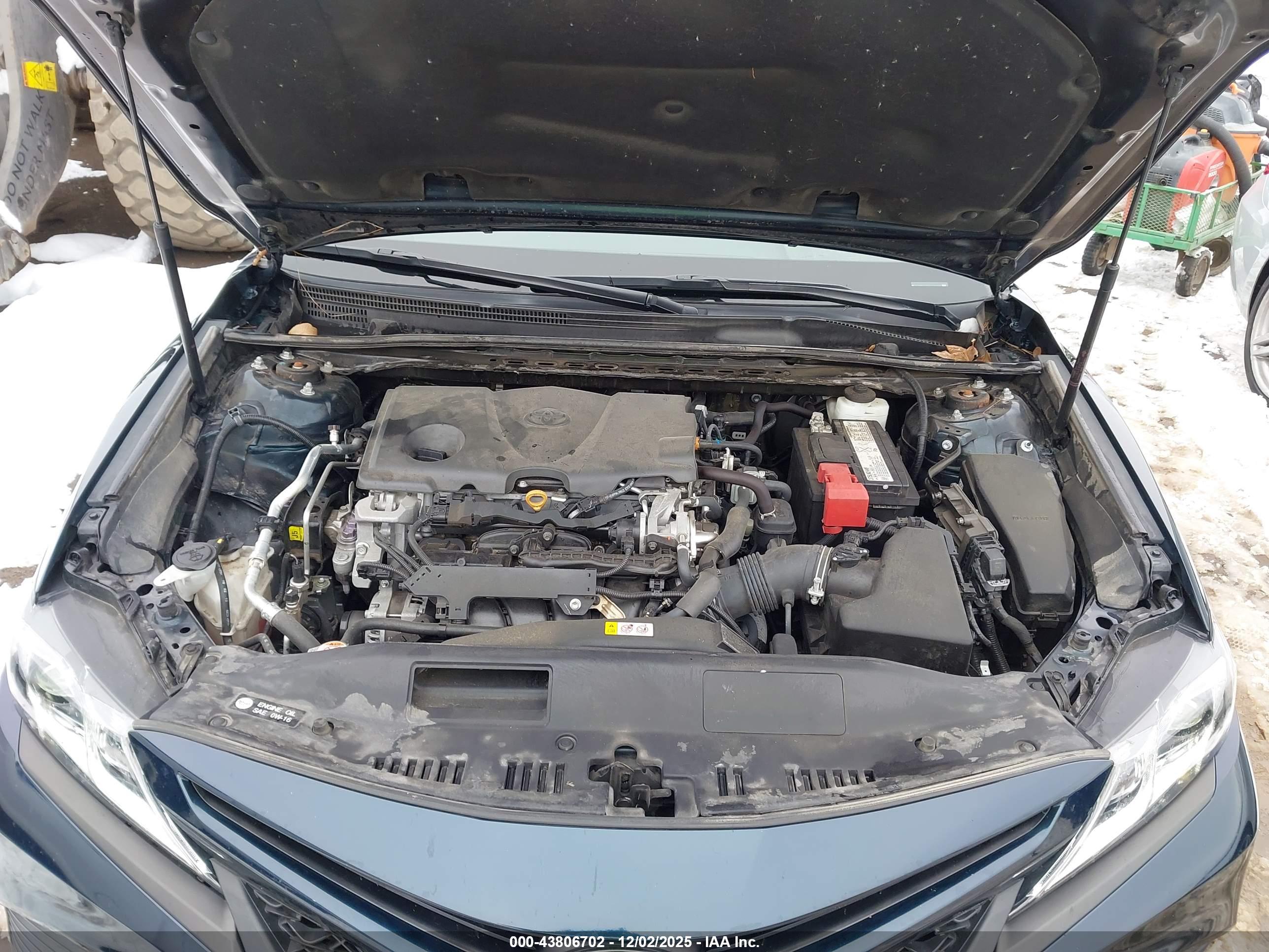 TOYOTA CAMRY image 10