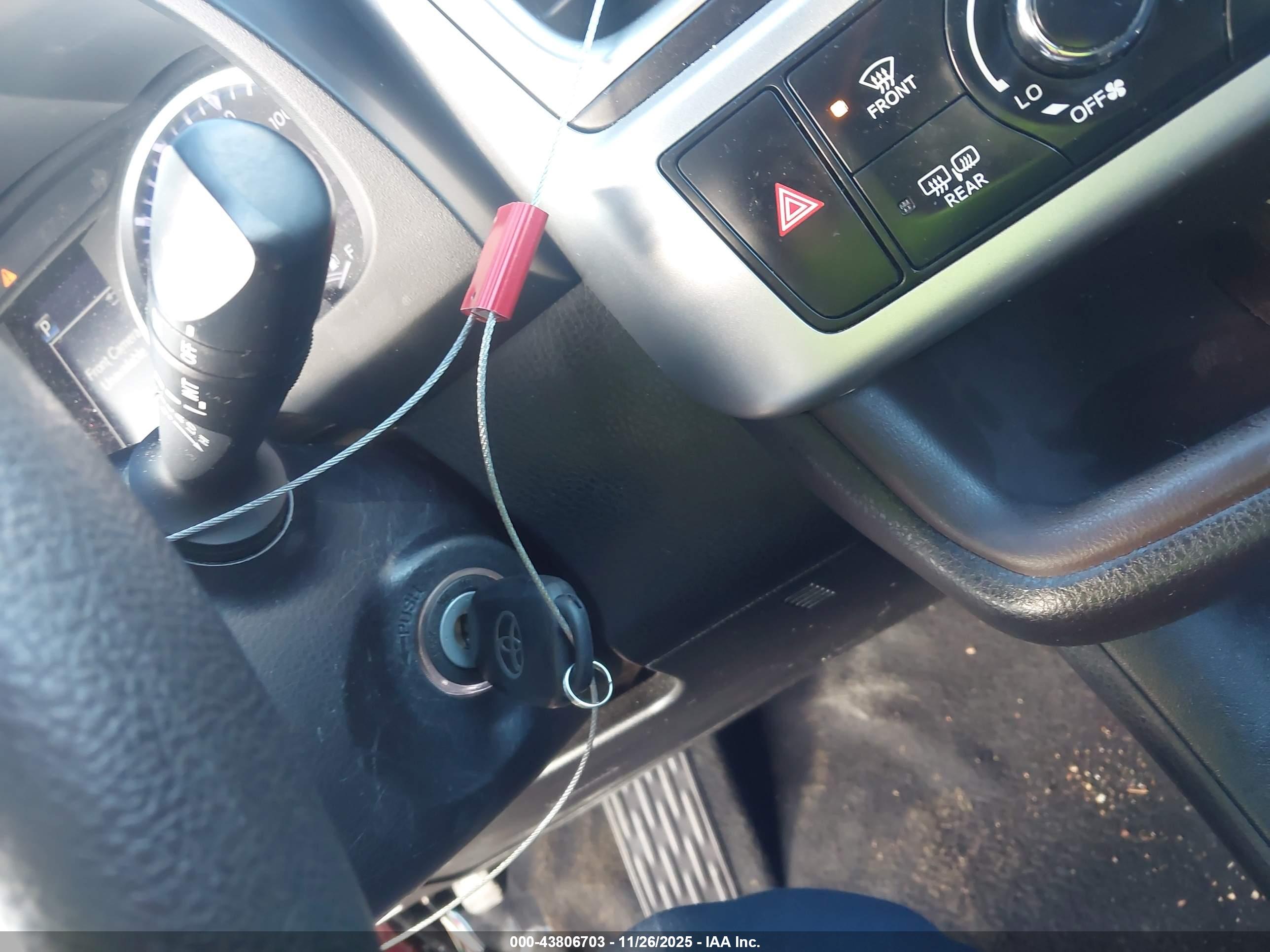 TOYOTA HIGHLANDER image 11