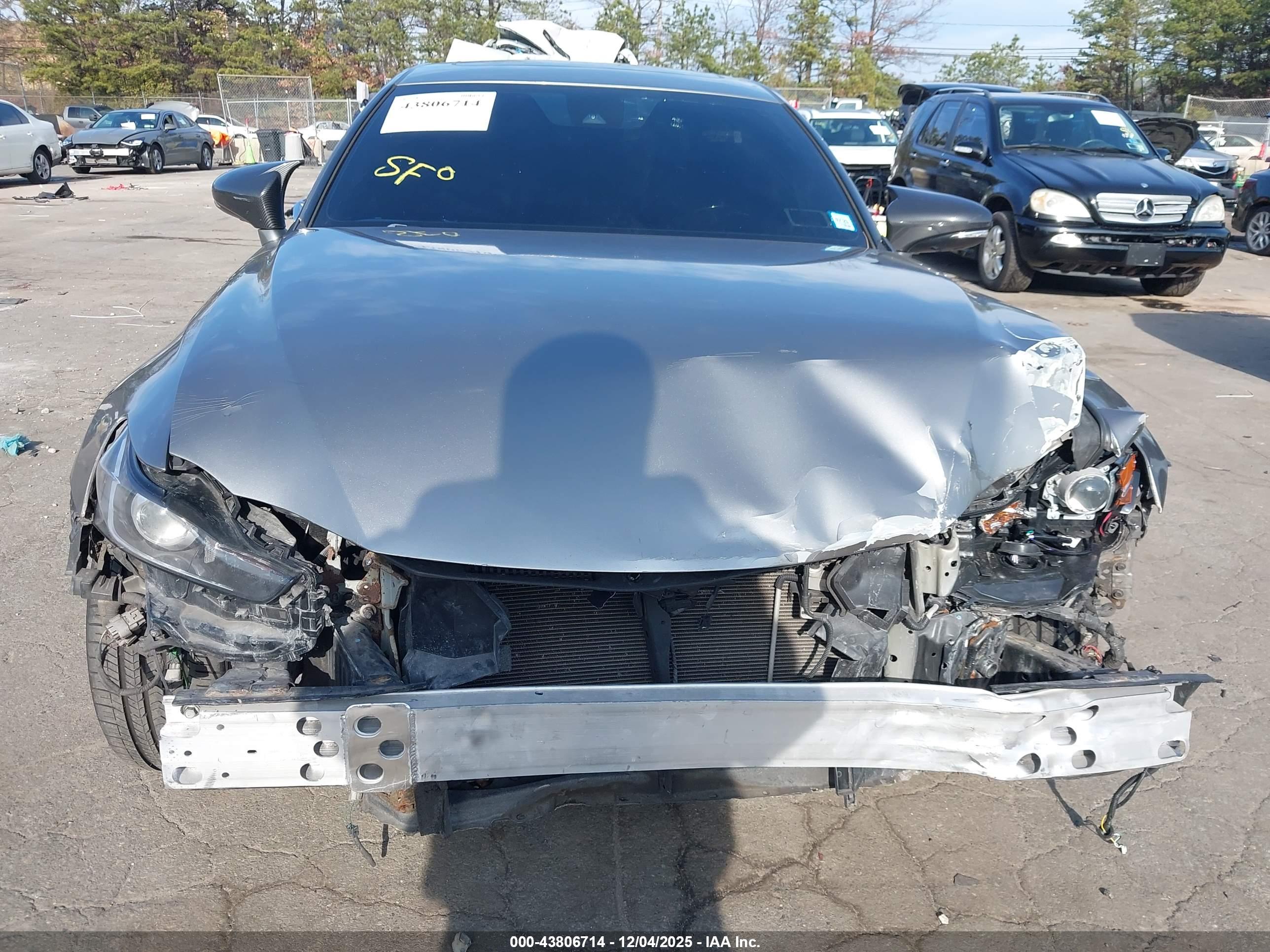 LEXUS IS image 6