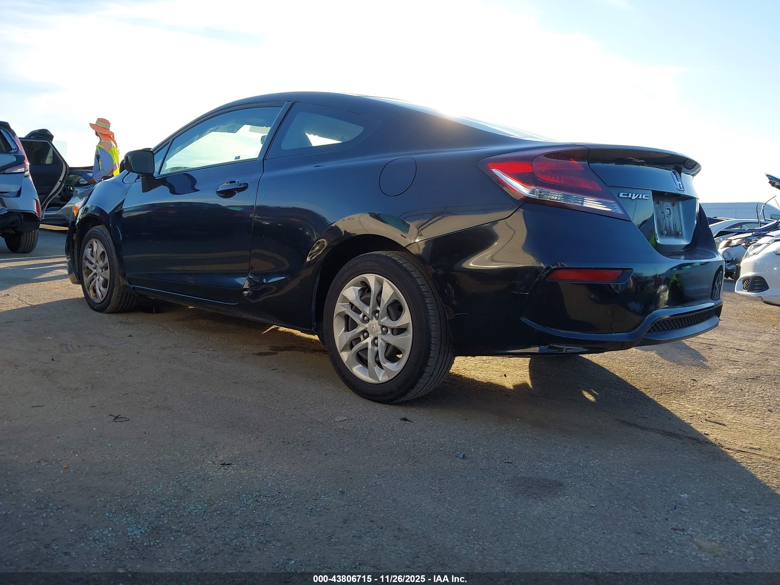 HONDA CIVIC image 3