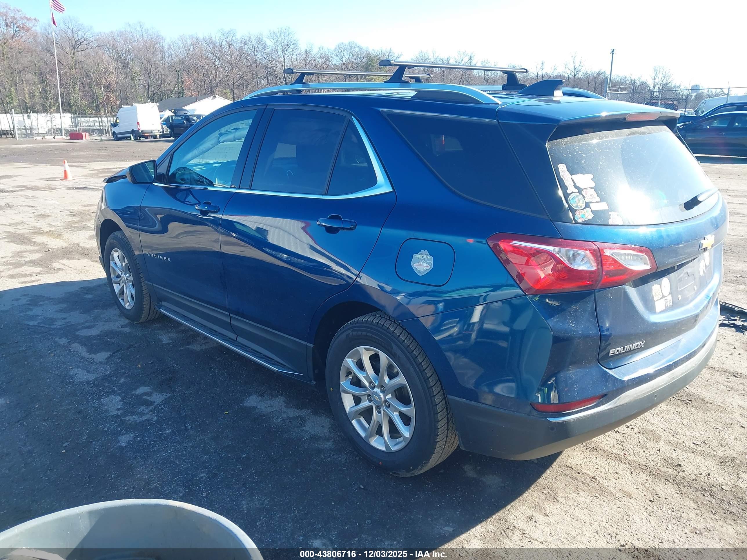 CHEVROLET EQUINOX image 3