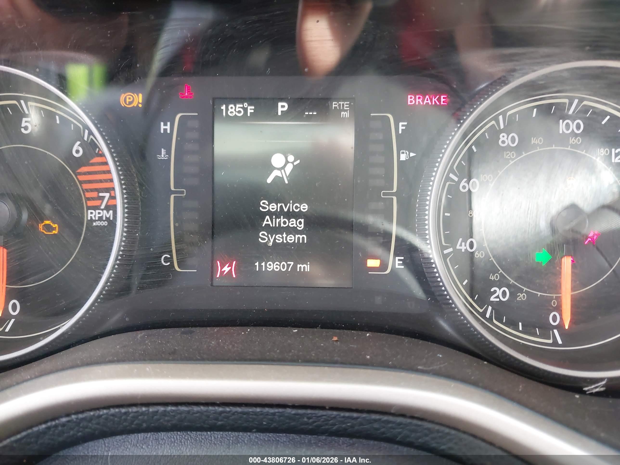 JEEP CHEROKEE image 7