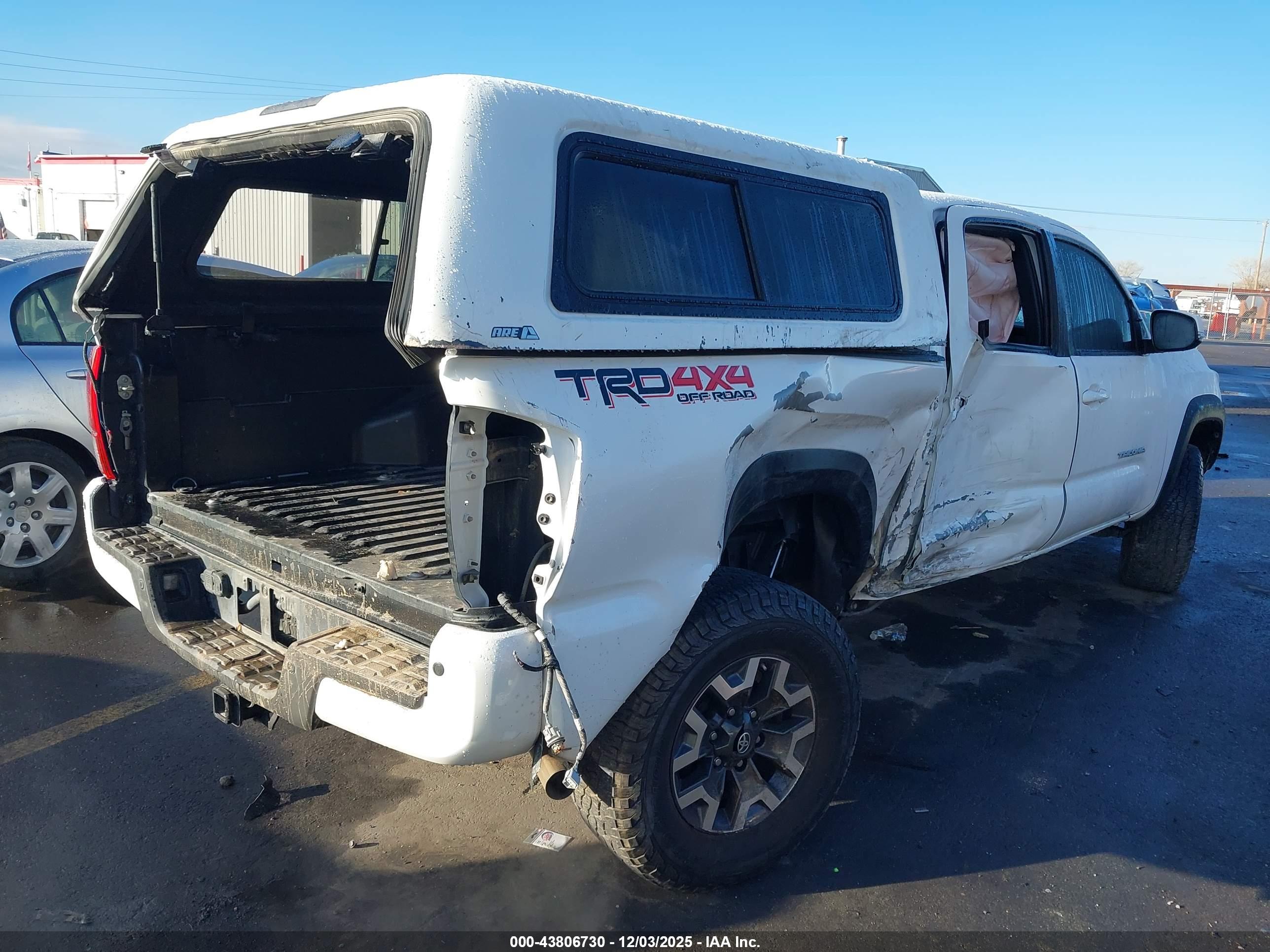TOYOTA TACOMA image 4