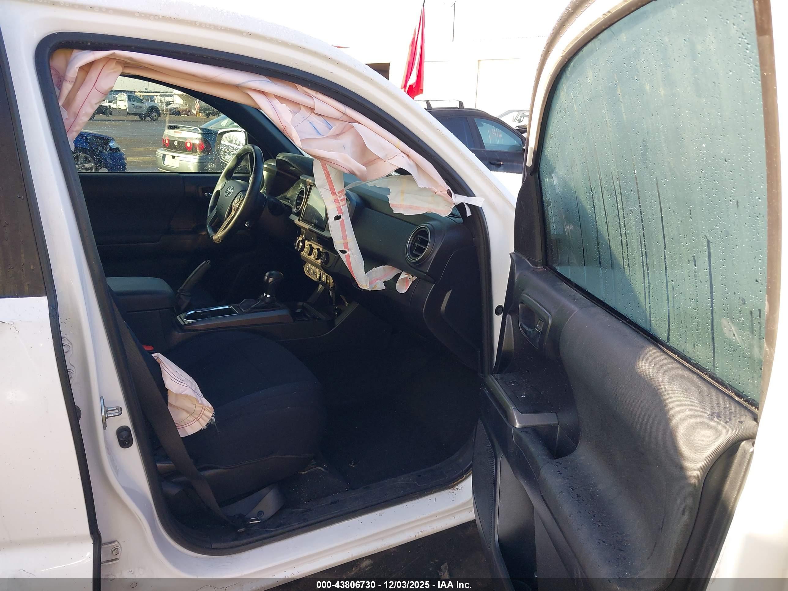 TOYOTA TACOMA image 5