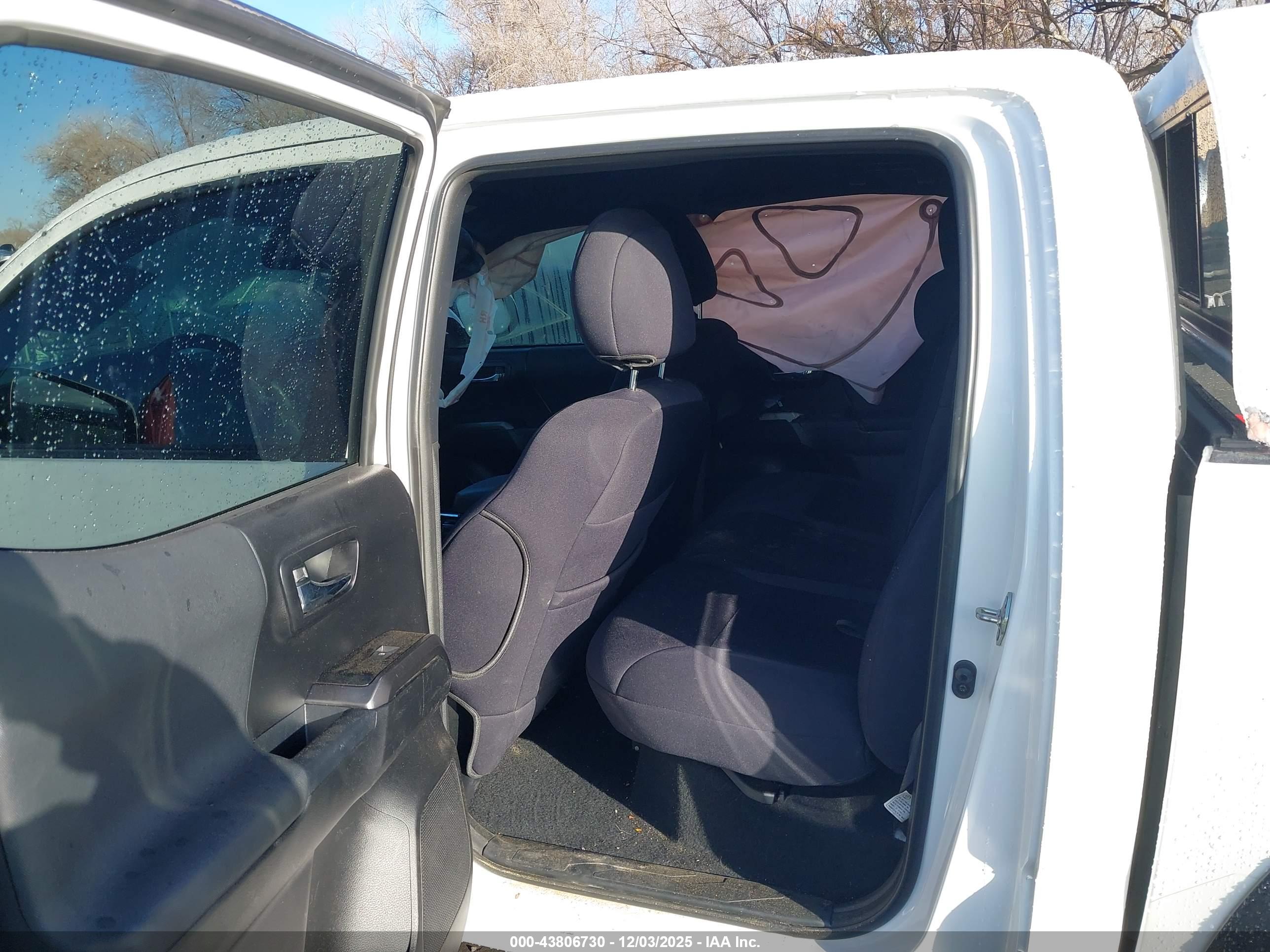 TOYOTA TACOMA image 8