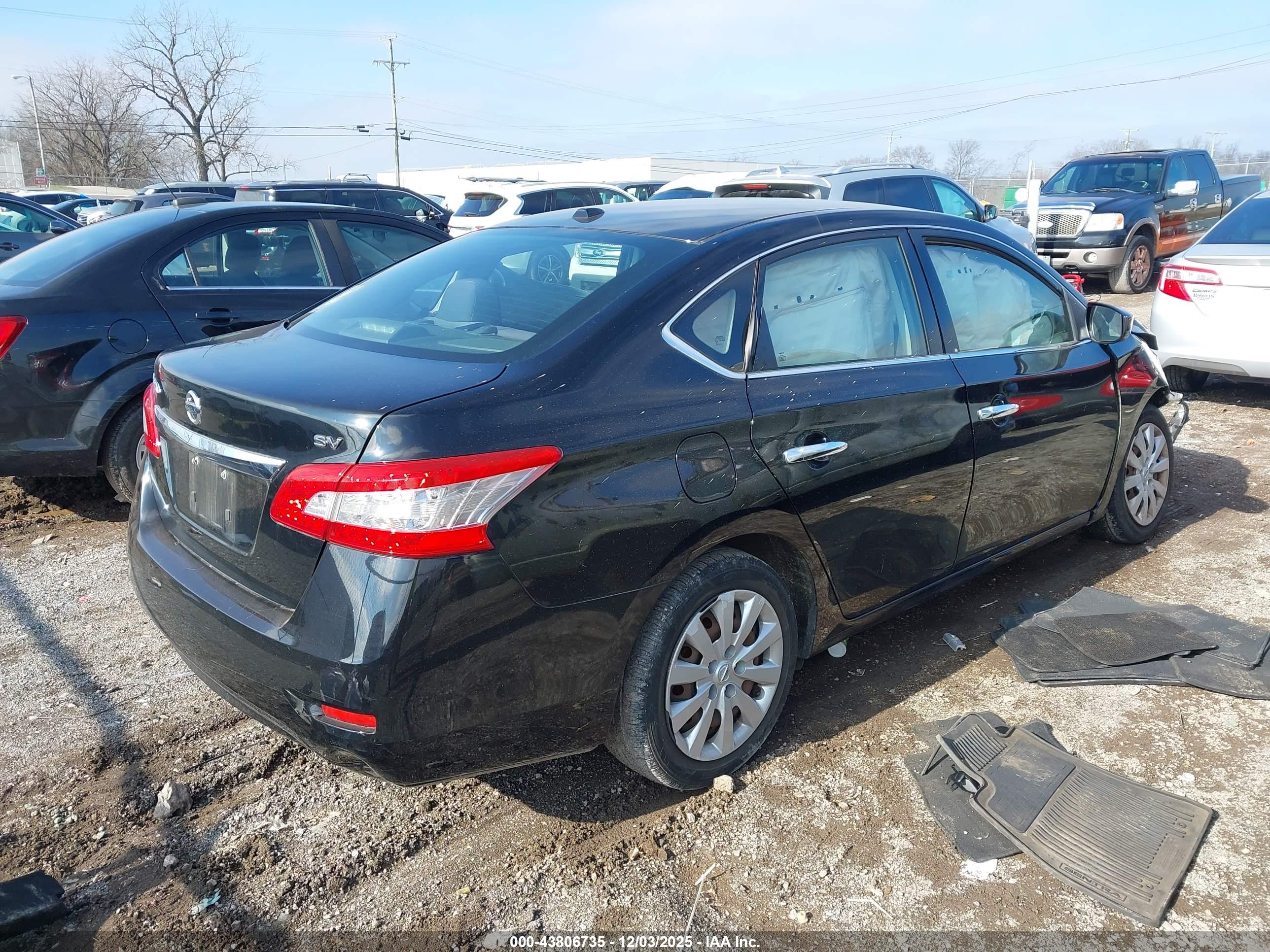NISSAN SENTRA image 4