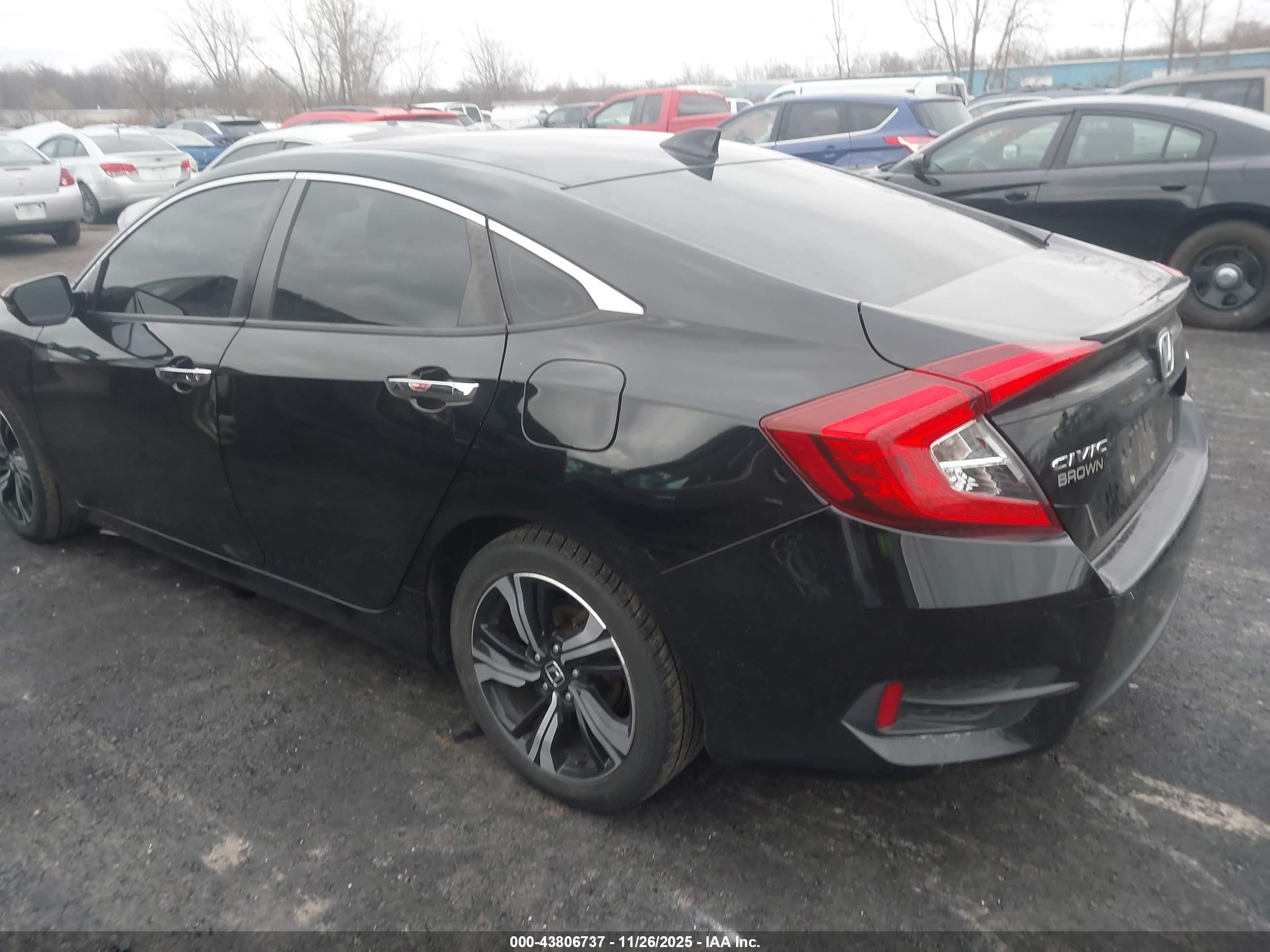 HONDA CIVIC image 3