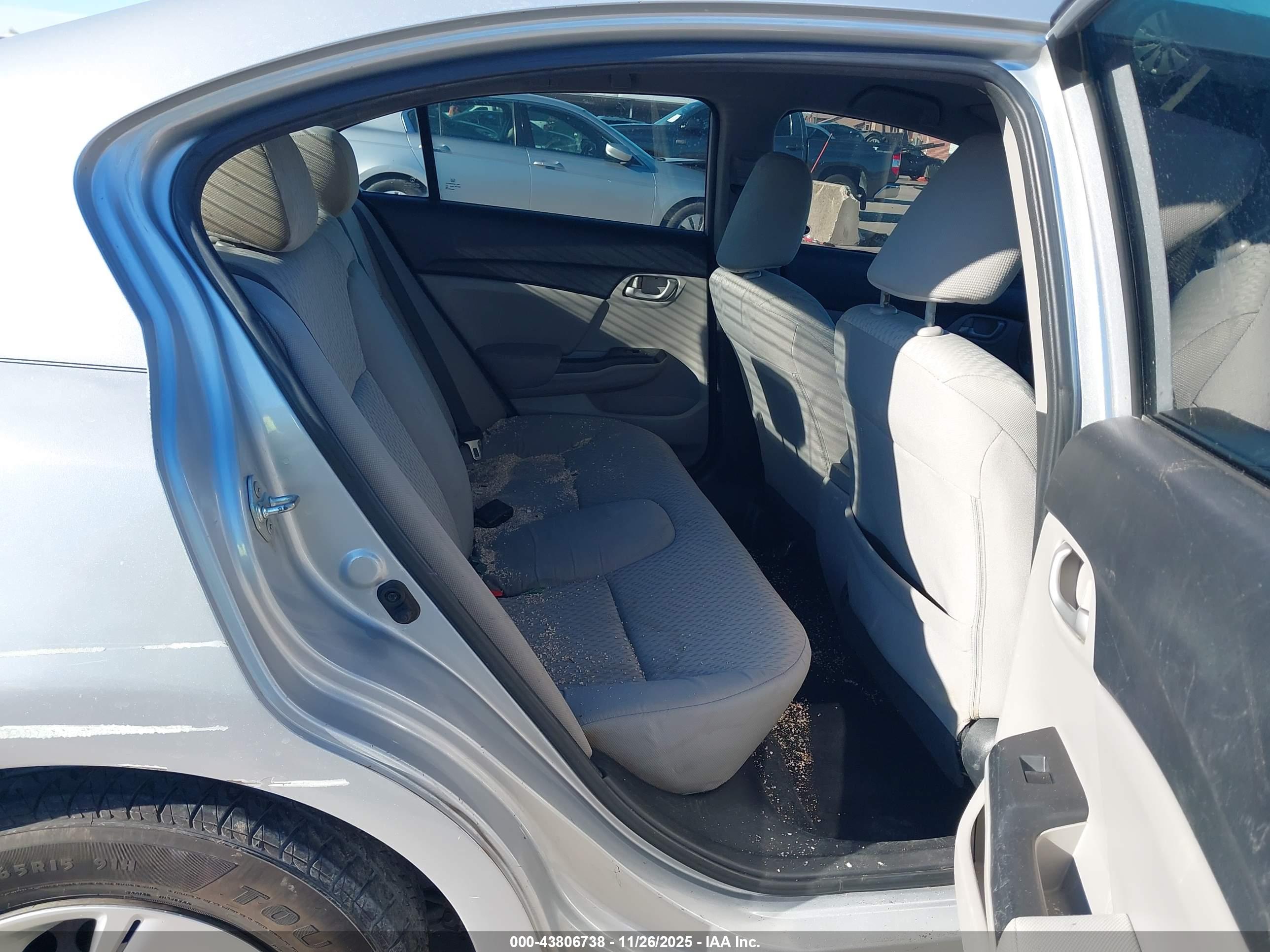 HONDA CIVIC image 8