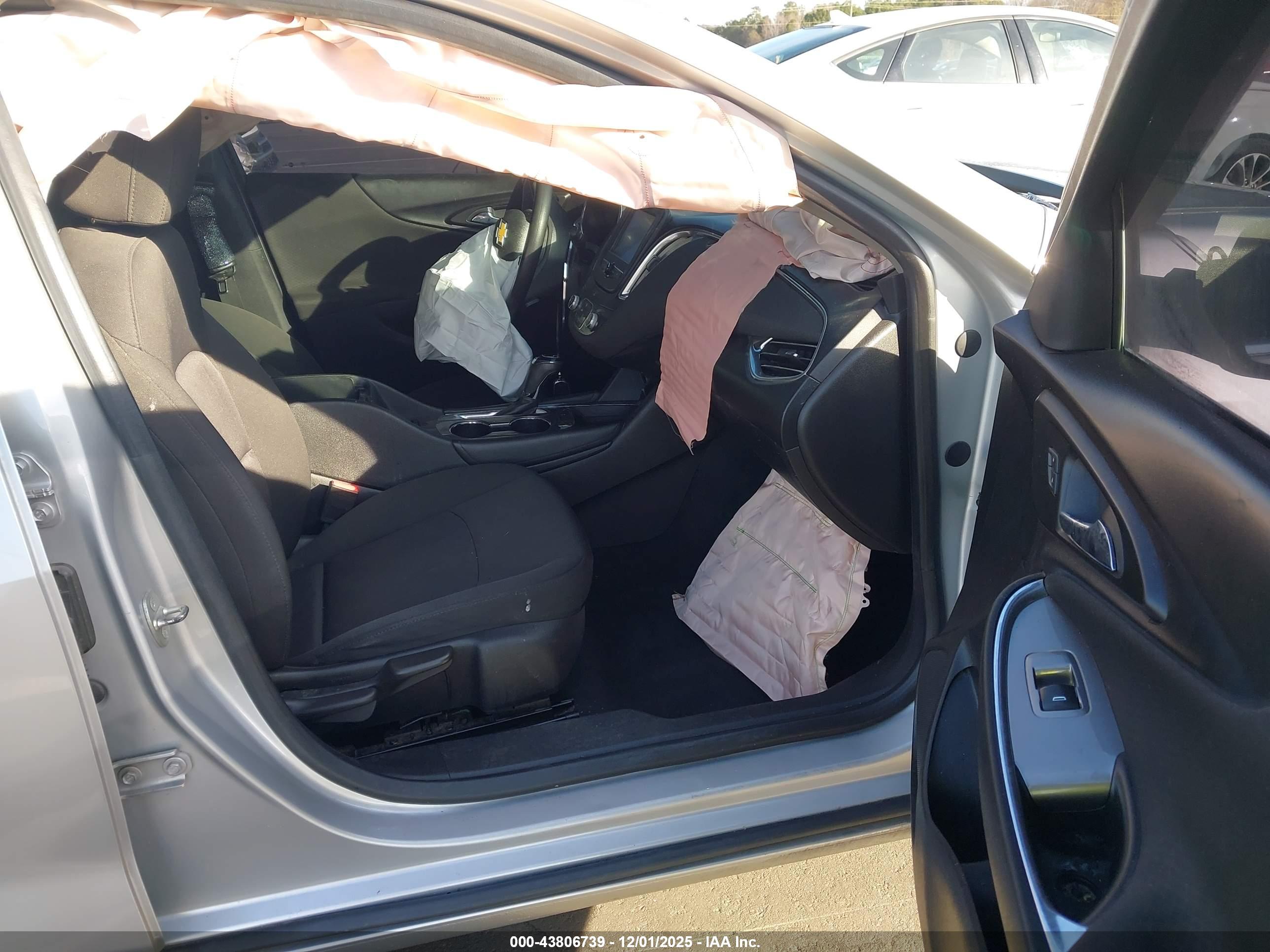 CHEVROLET MALIBU image 5